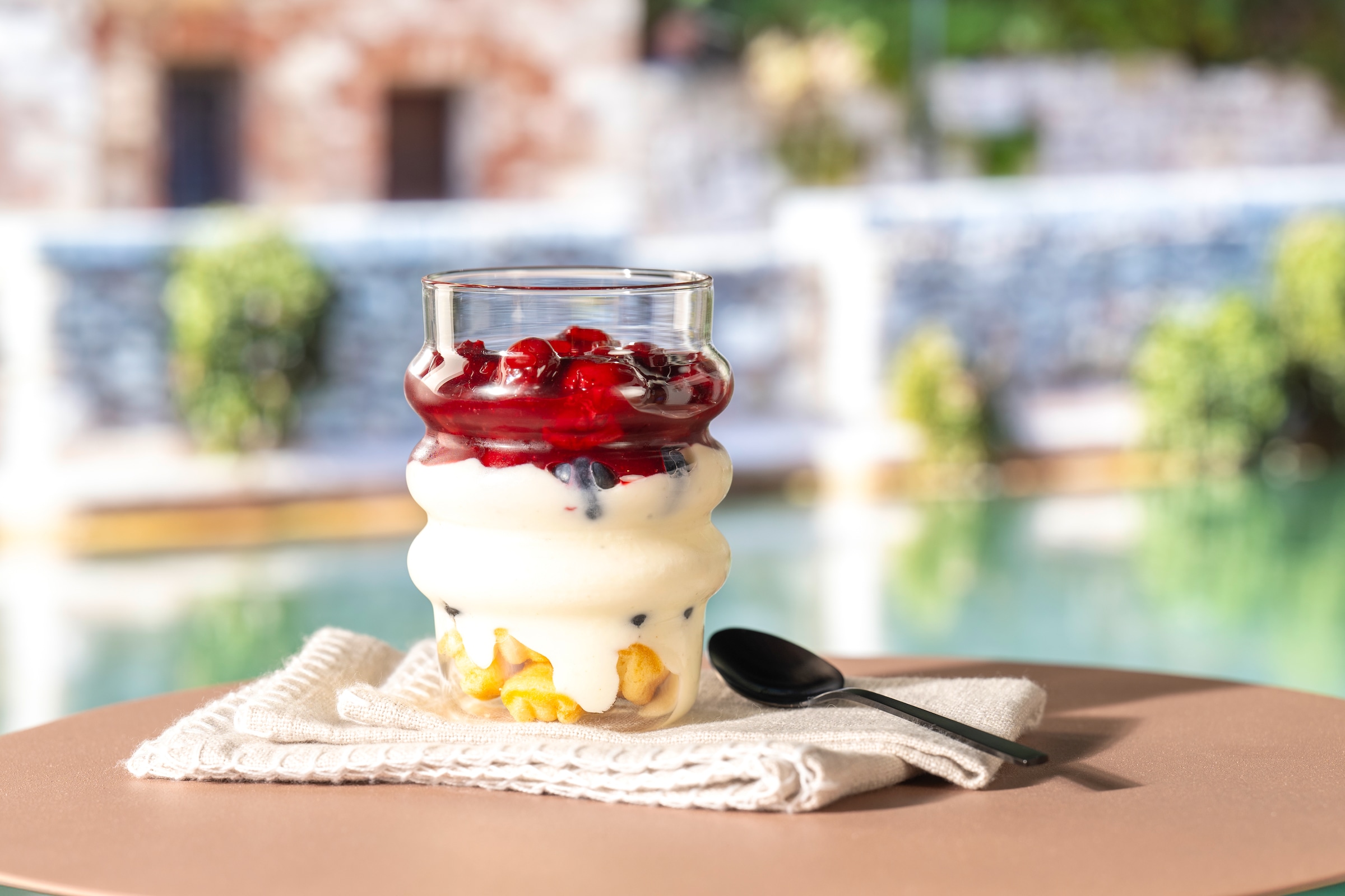 LEONARDO Gläser-Set »Trinkglas SOLE, 350 ml, 6er-Set« mit modernem Bubble-Design