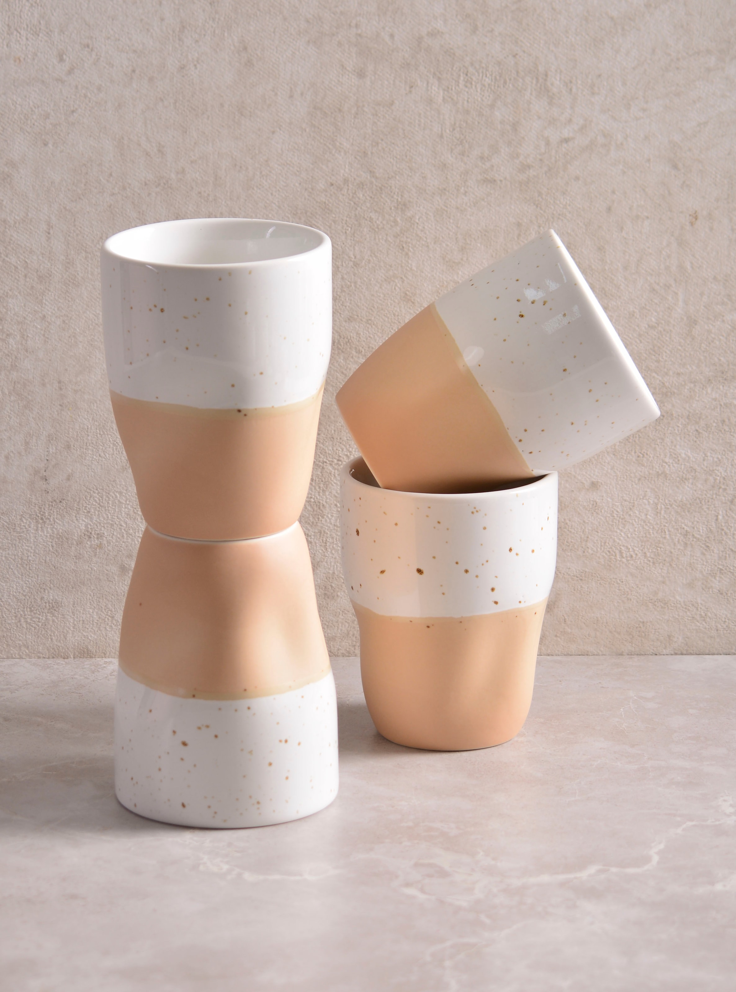 andas Becher »Kaffeebecher, modernes Geschirr-Set Bruddesta, 4er Set«, (Set, 4 tlg.), hohe Haltbarkeit, spülmaschinengeeignet & mikrowellengeeignet, 300 ml