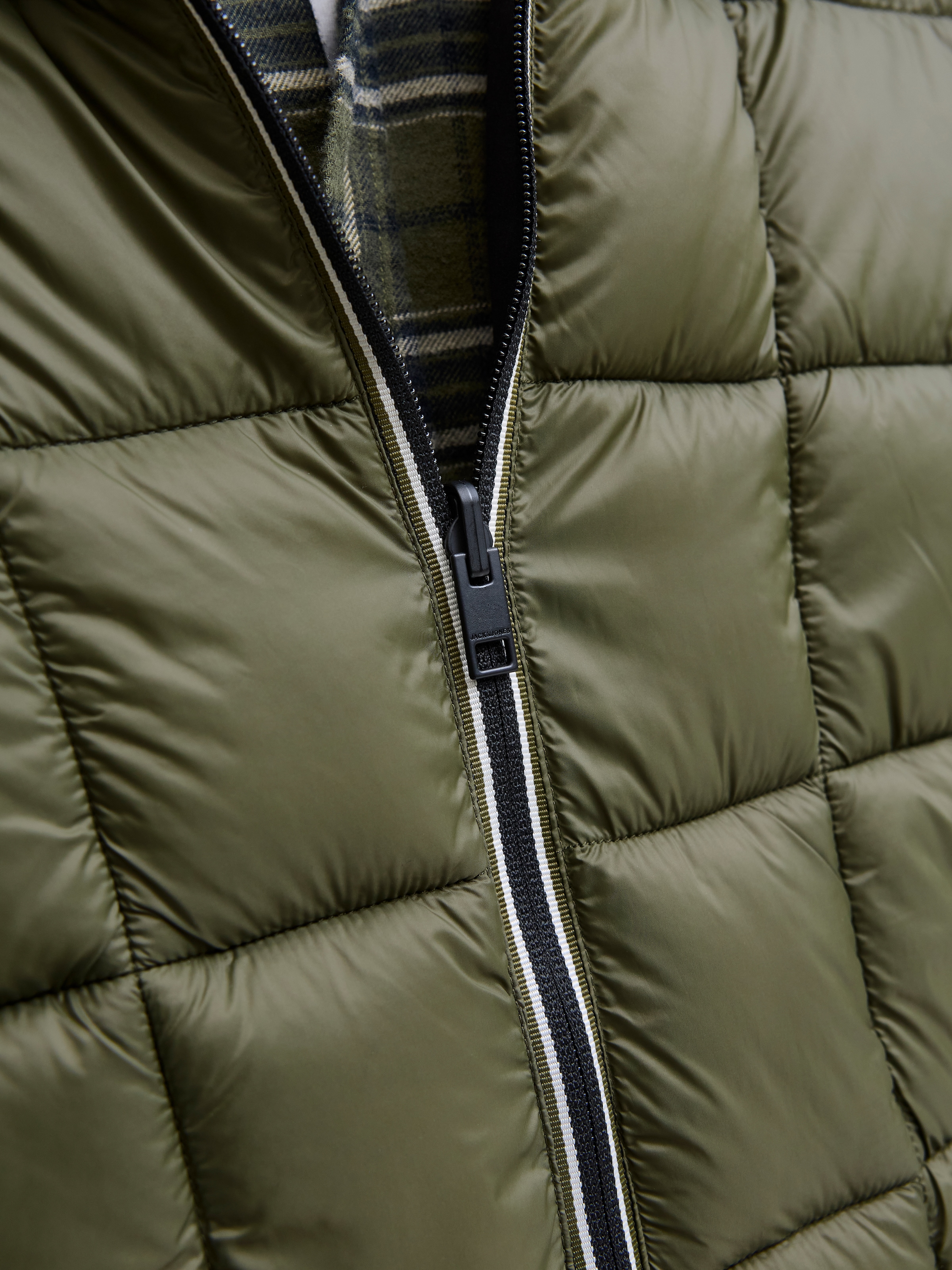 Jack & Jones Outdoorjacke »JJEBROOK REVERSIBLE JACKET SN«, mit Kapuze