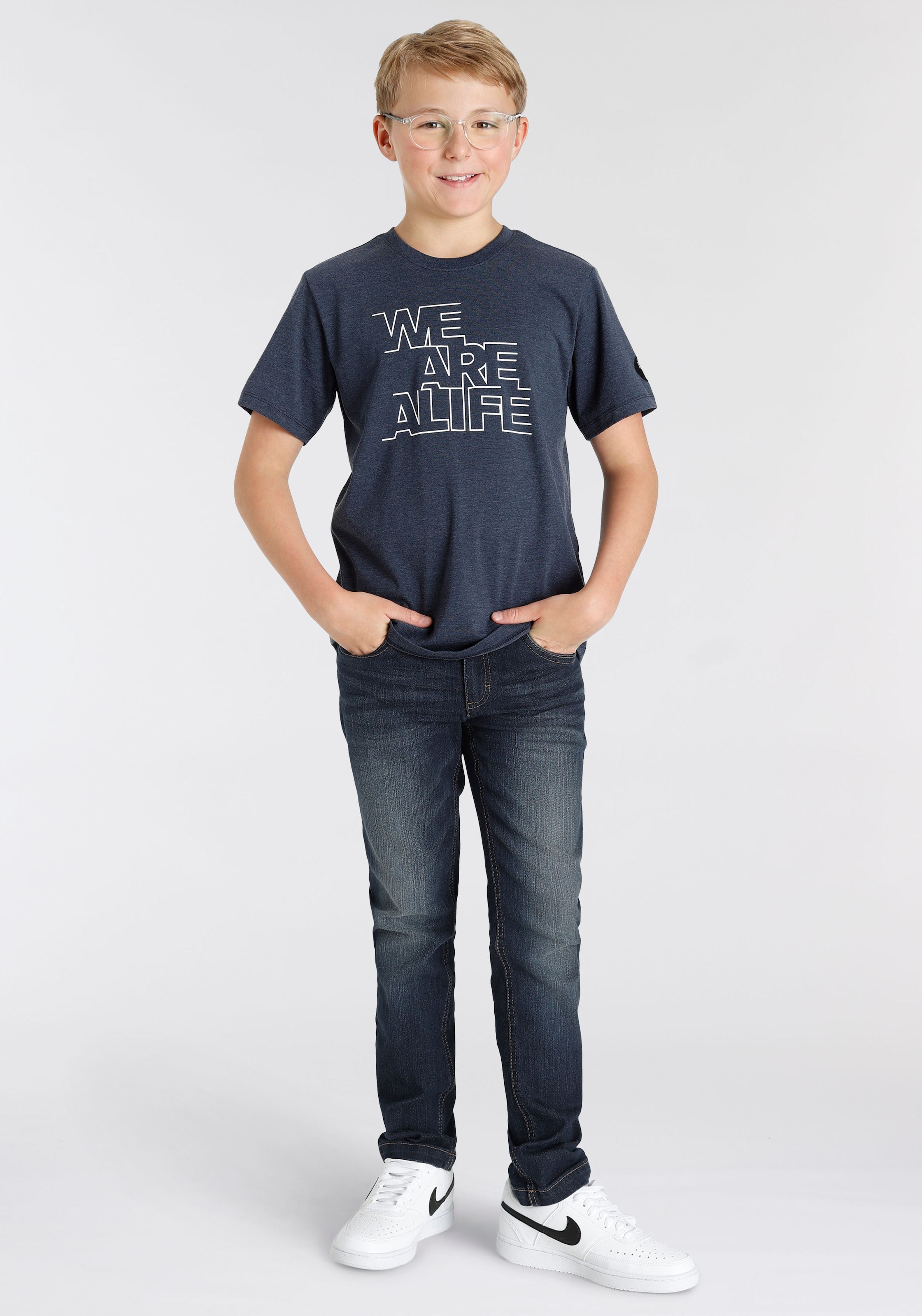 Form schmale Logo-Print »für bestellen & Straight-Jeans Hosenbund, bei mit OTTO Alife Jungen«, im Kickin