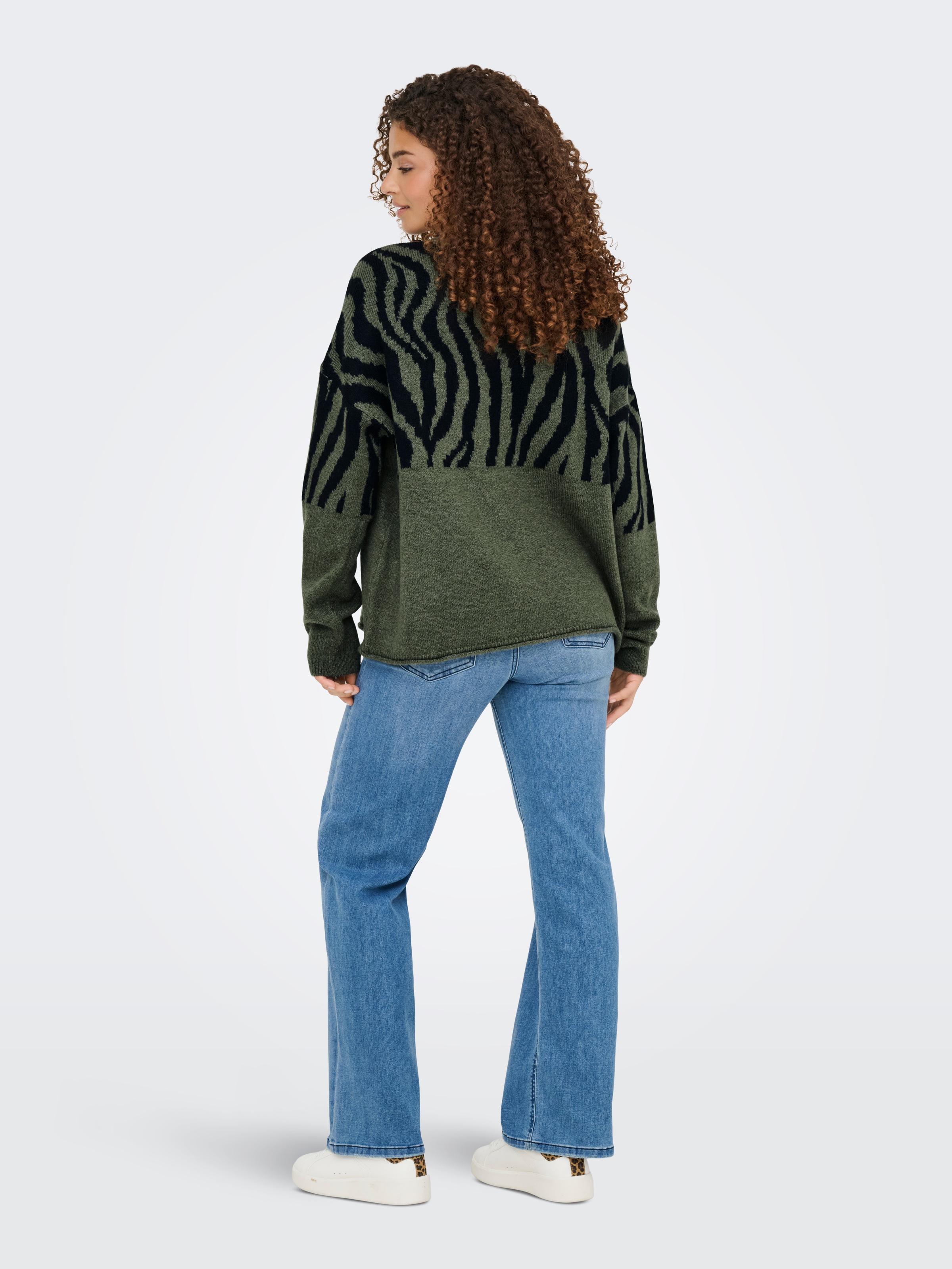 ONLY Rundhalspullover »ONLJADE ANIMAL LS O-NECK NOOS KNT« Kunstfaser, regular fit