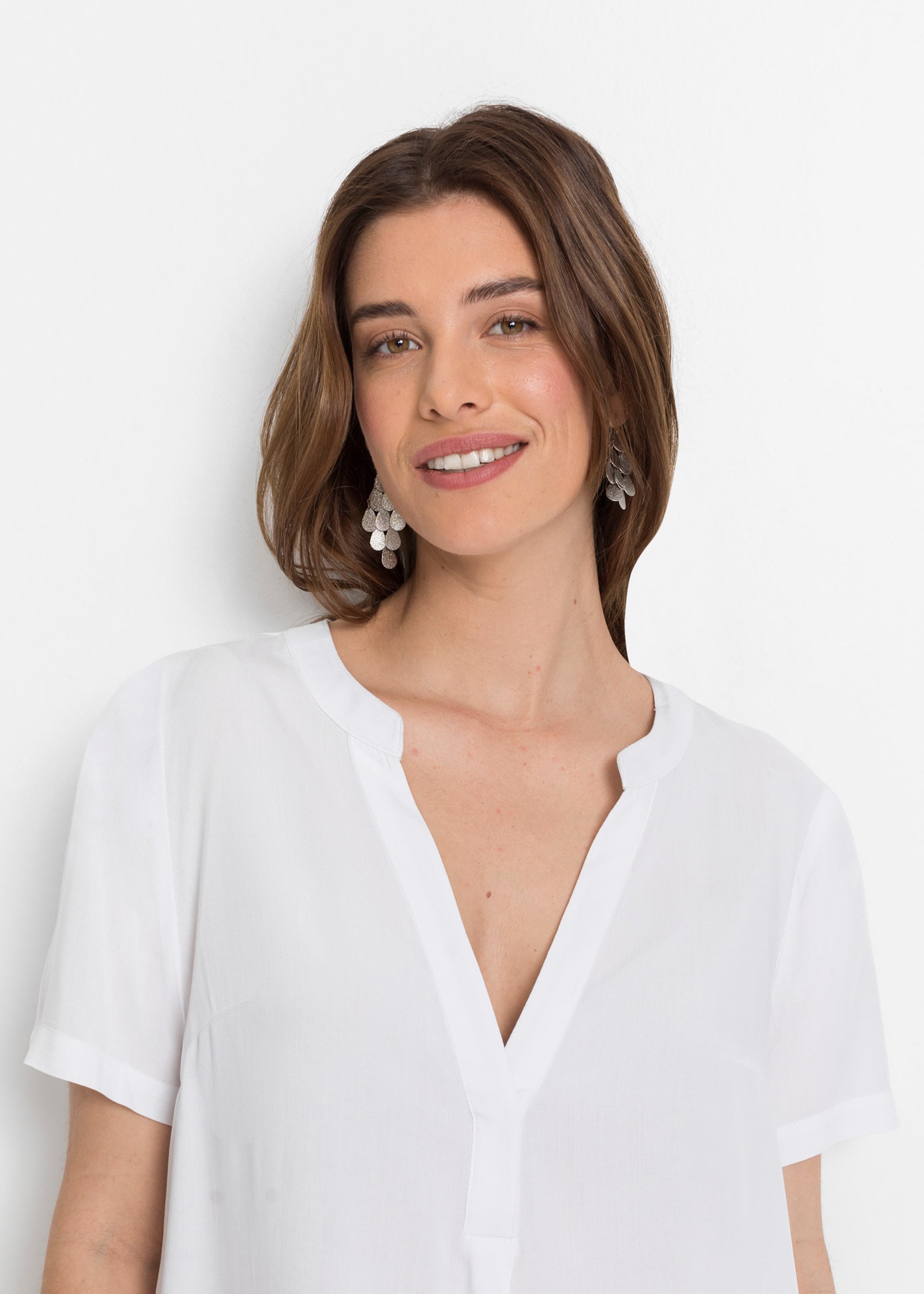 bonprix Longtunika gerader Schnitt, mit kurzem Arm, mit Henleykragen, aus Viskose