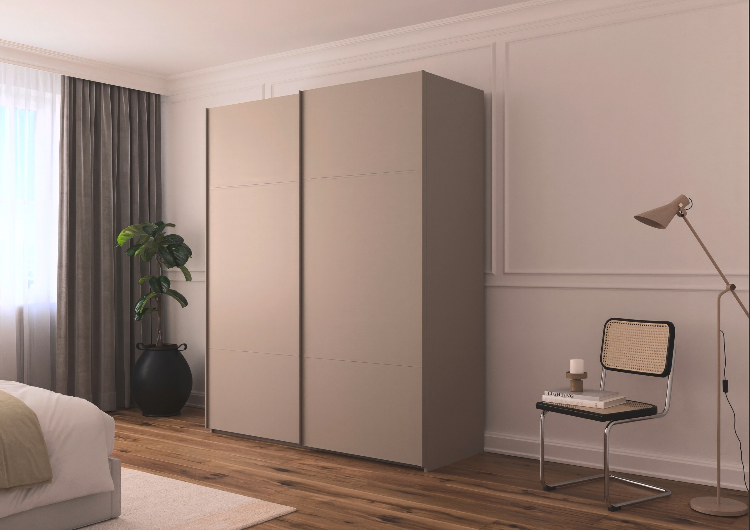 rauch Schwebetürenschrank »Kleiderschrank Schrank Garderobe Schlafzimmerschrank SCALE-TRIO«, edle dreigeteilte Front, 2 Zierleisten in Griff-Farbe MADE IN GERMANY