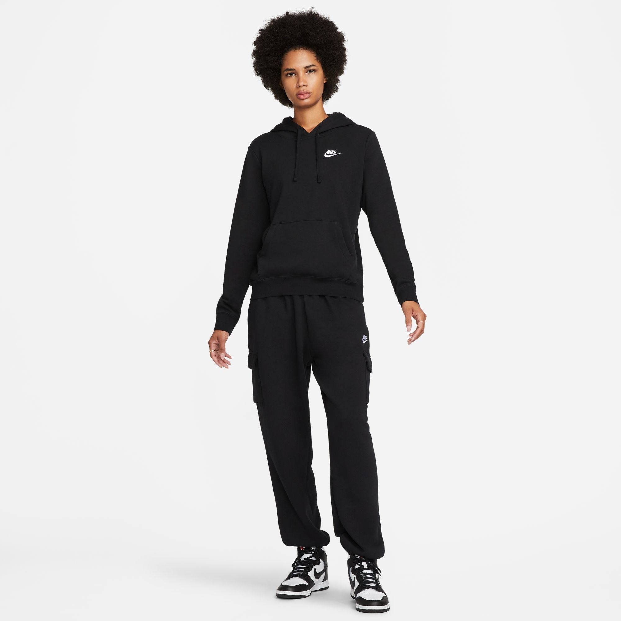 Nike Sportswear Kapuzensweatshirt »CLUB FLEECE WOMEN'S PULLOVER HOODIE«, Damen Kapuzenpullover aus weichem Fleece Material