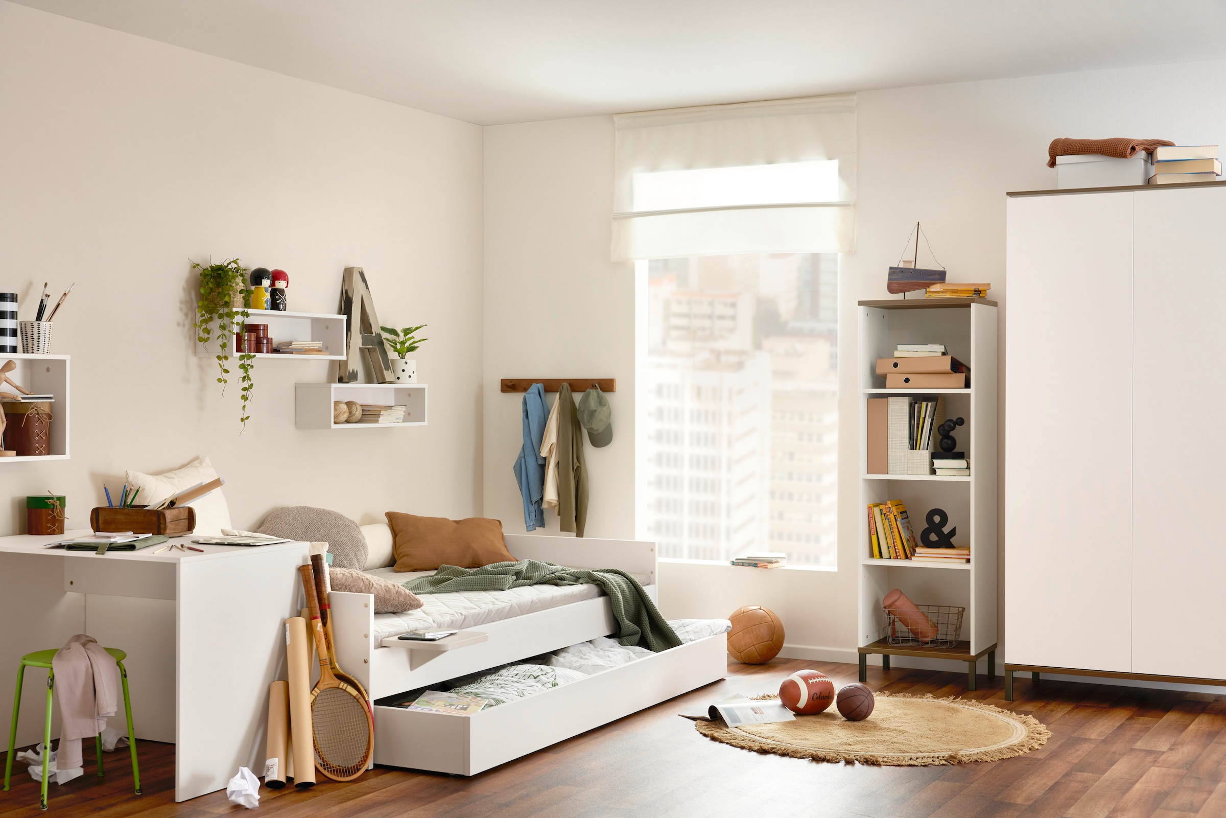 YUNY by PAIDI Standregal »LOVELY ALIV mit 4 offenen Fächern«, (B/H/T ca. 48x157x38cm, Off-White/Dark-Walnut), yuny by PAIDI