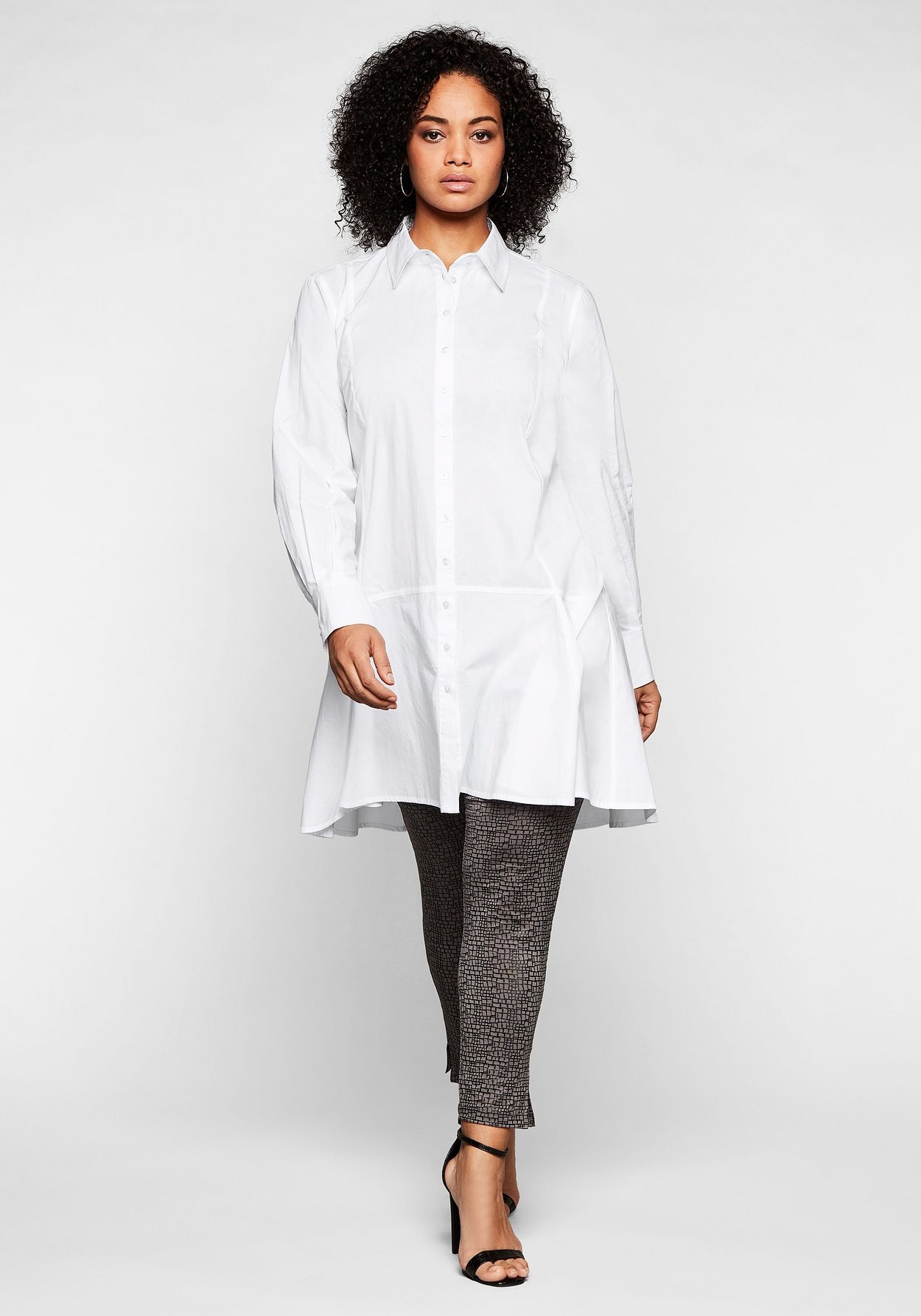 Sheego Longbluse »Longbluse mit ausgestelltem Saum«