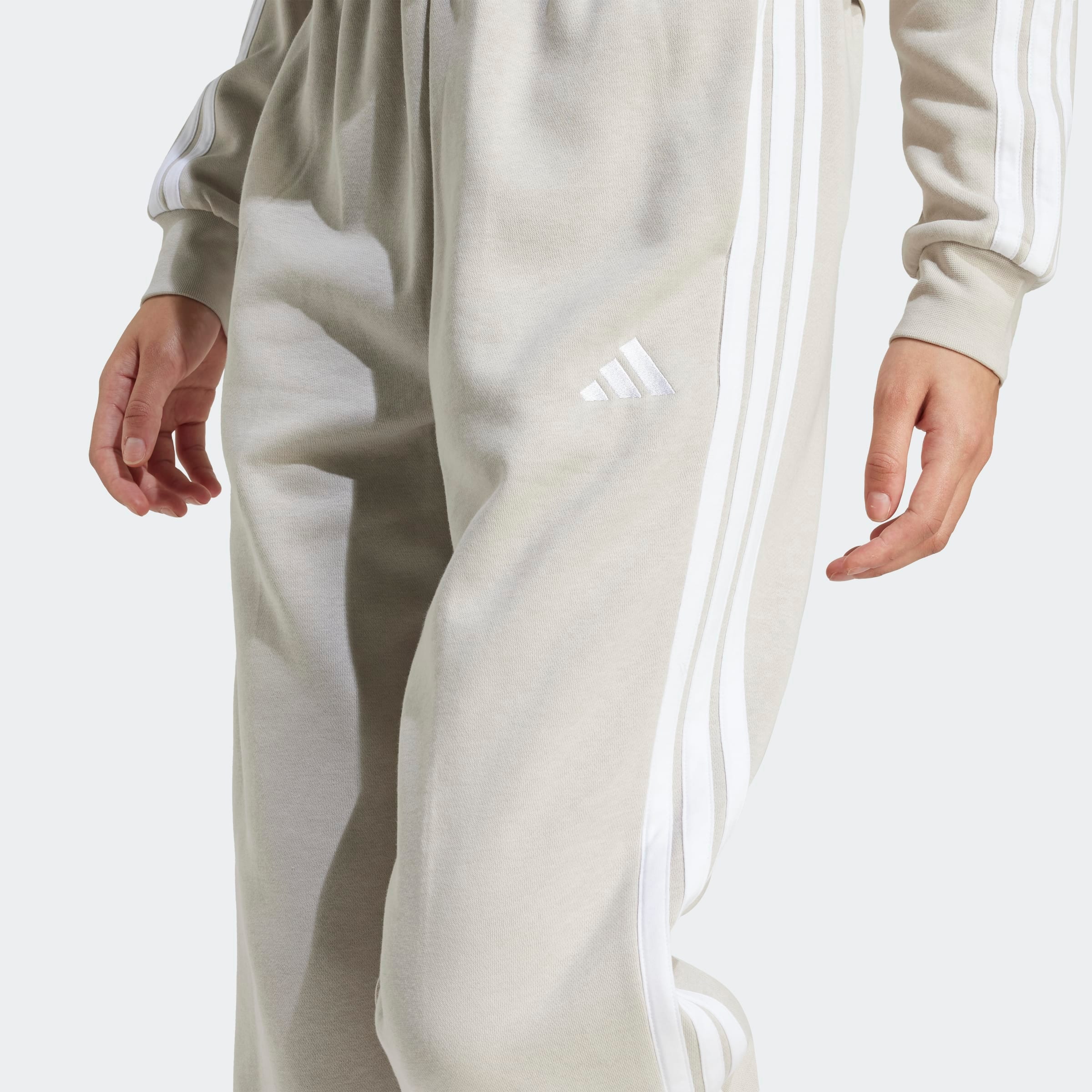 adidas Sportswear Sporthose »W 3S FL C PT«  Locker geschnitten, mit schmal zulaufender Beinform