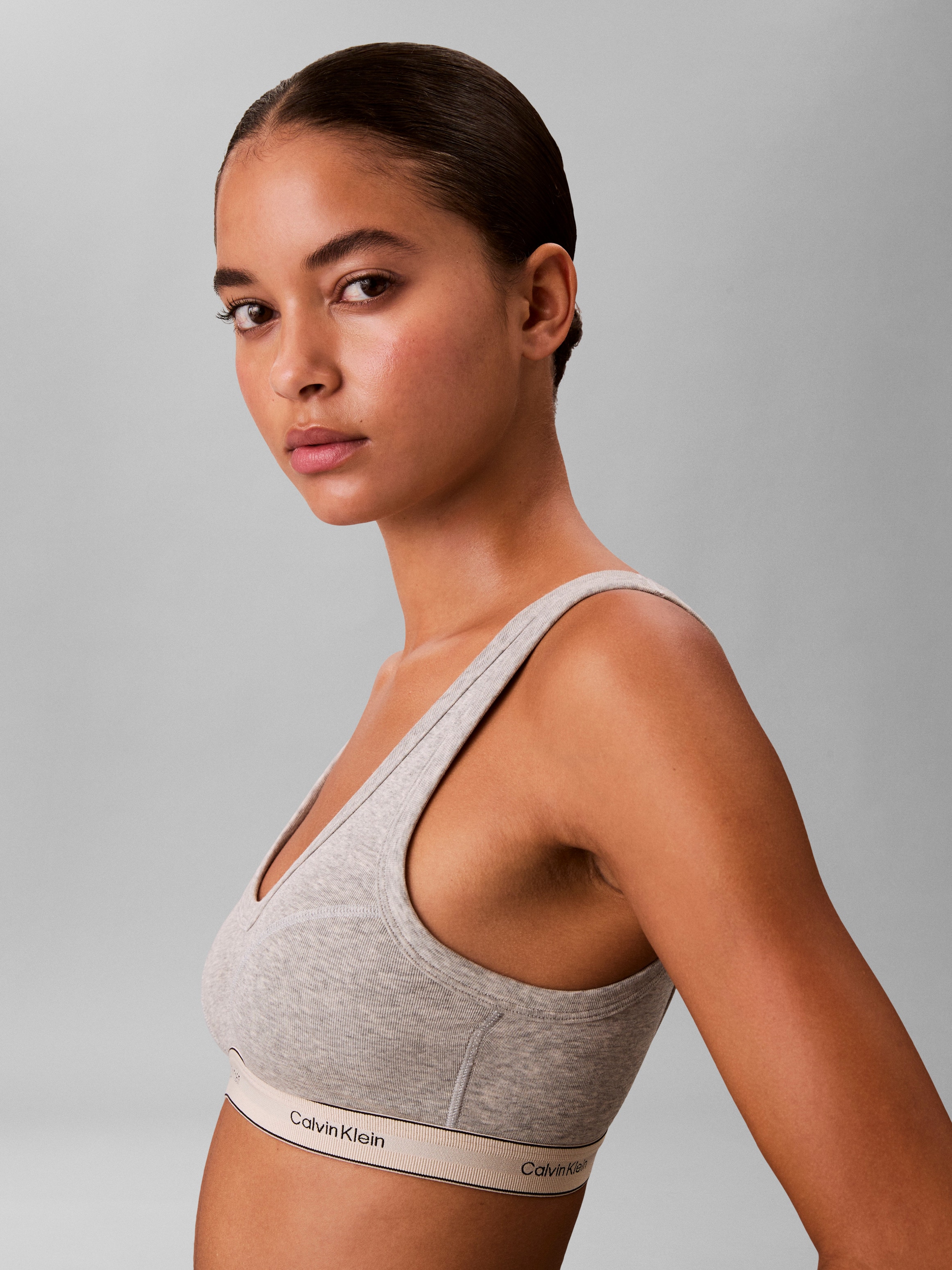 Calvin Klein Underwear Triangel-BH »LIGHTLY LINED TRAINGLE BRALETTE« Körpernahe Passform mit elastischem Bund