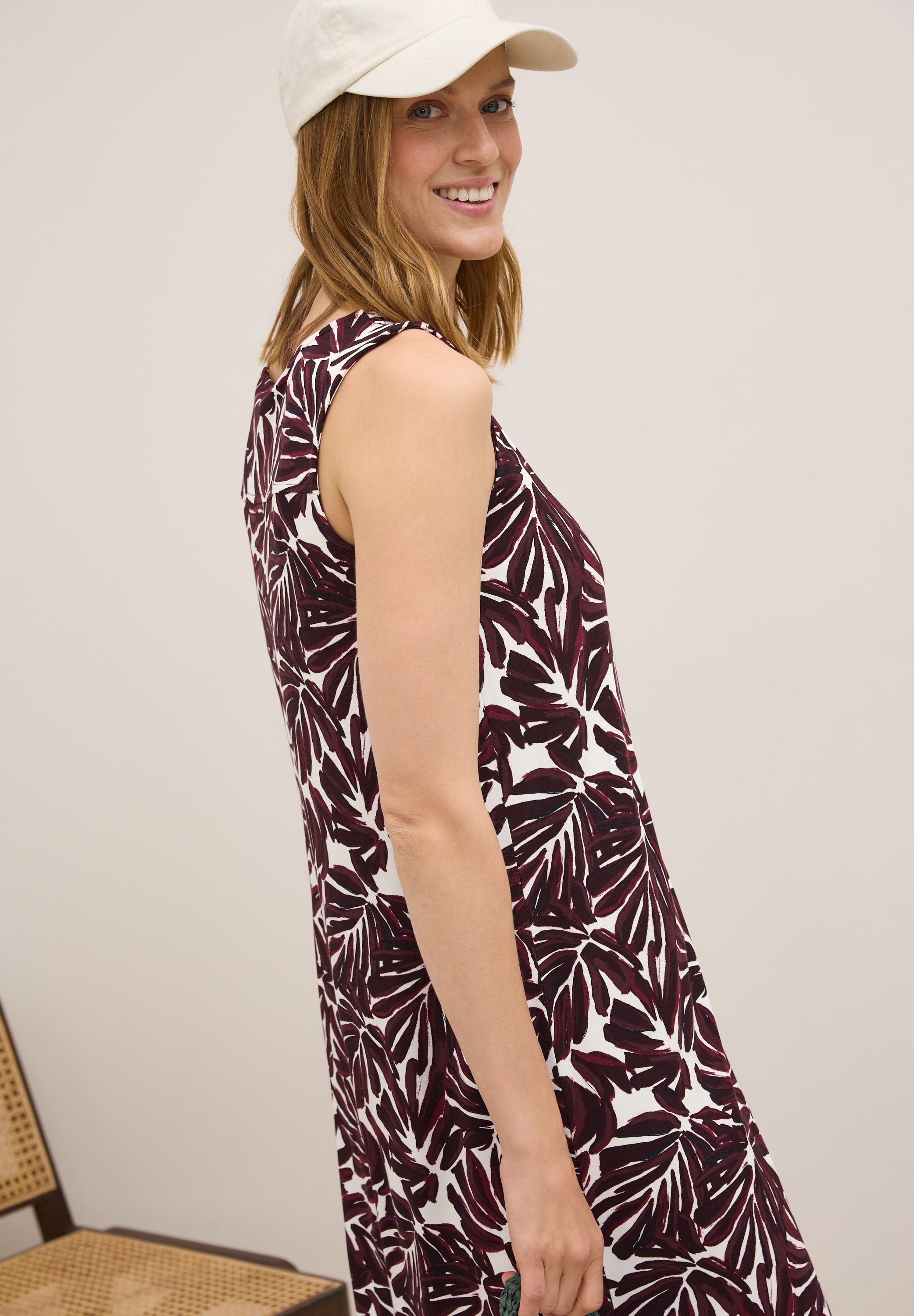Cecil Jerseykleid, mit Raffung an den Schultern und grafischem Muster