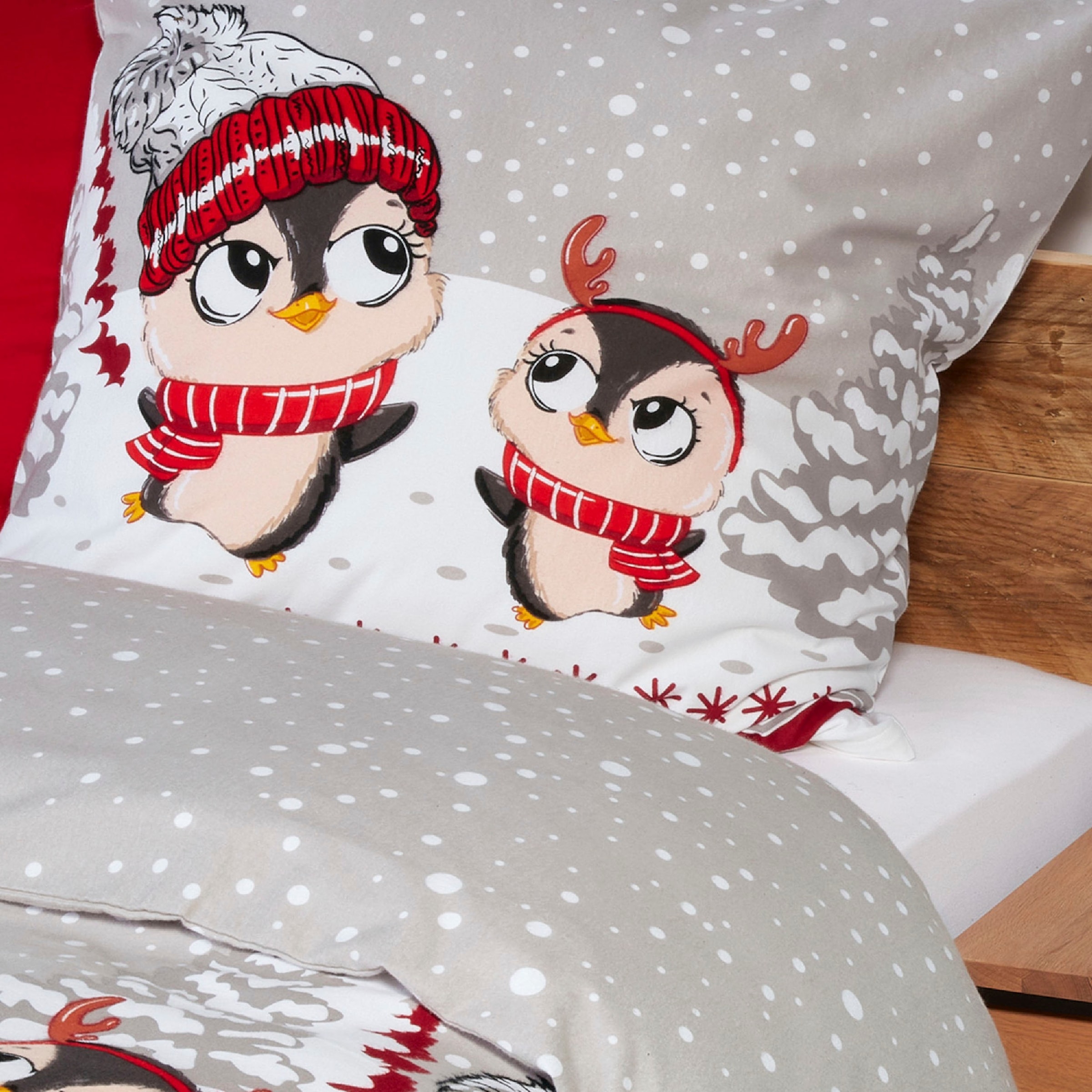 Schiesser Bettwäsche »Antoni aus weicher Baumwolle mit coolem Winterprint« 2 Stk. tlg. MADE IN GREEN by OEKO-TEX®-zertifiziert