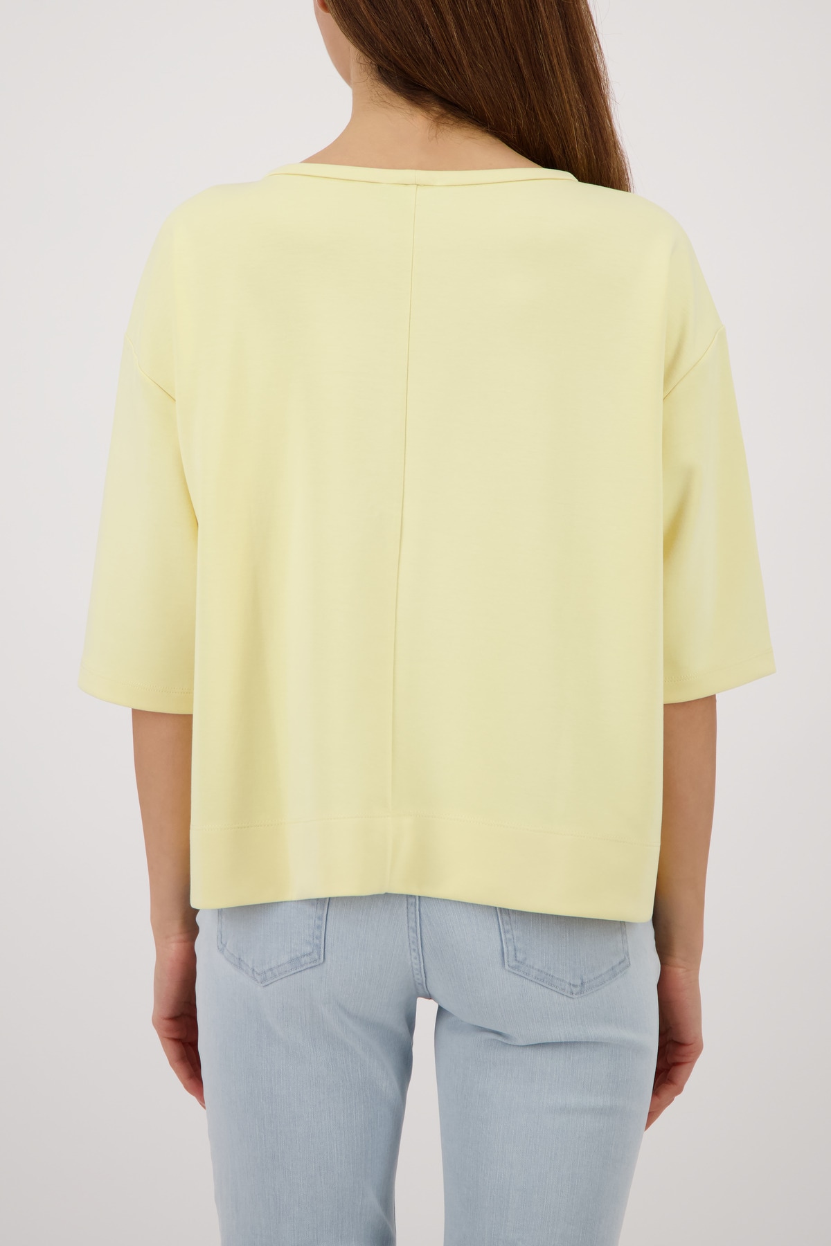 Monari Sweatshirt »Sweatshirt Basic Prägedruck«, Relaxed fit mit Präge-Emblem
