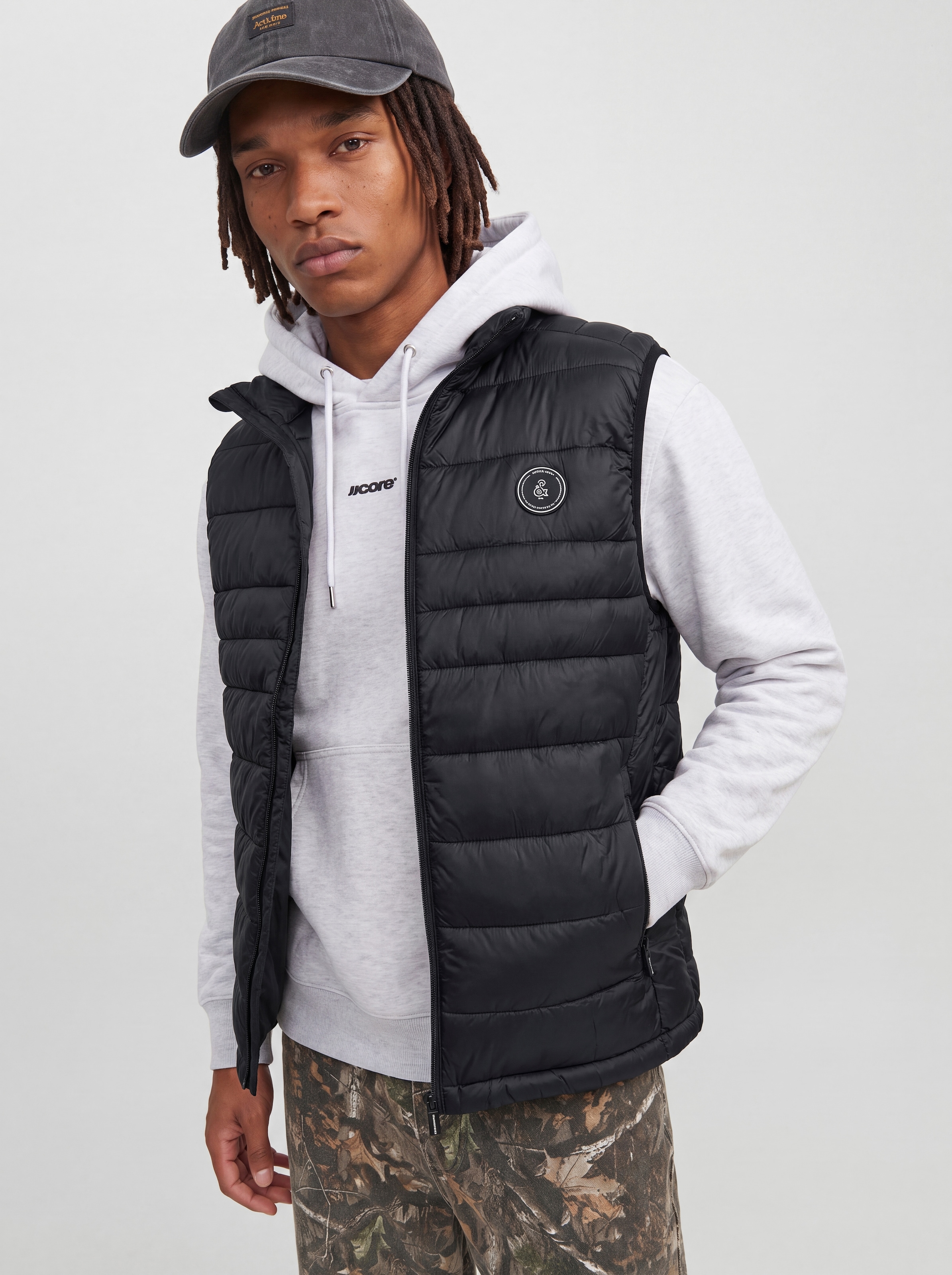 Jack & Jones Steppweste »JJEKINGSLEY LIGHT BODYWARMER COLLAR NOOS« Kunstfaser, regular fit