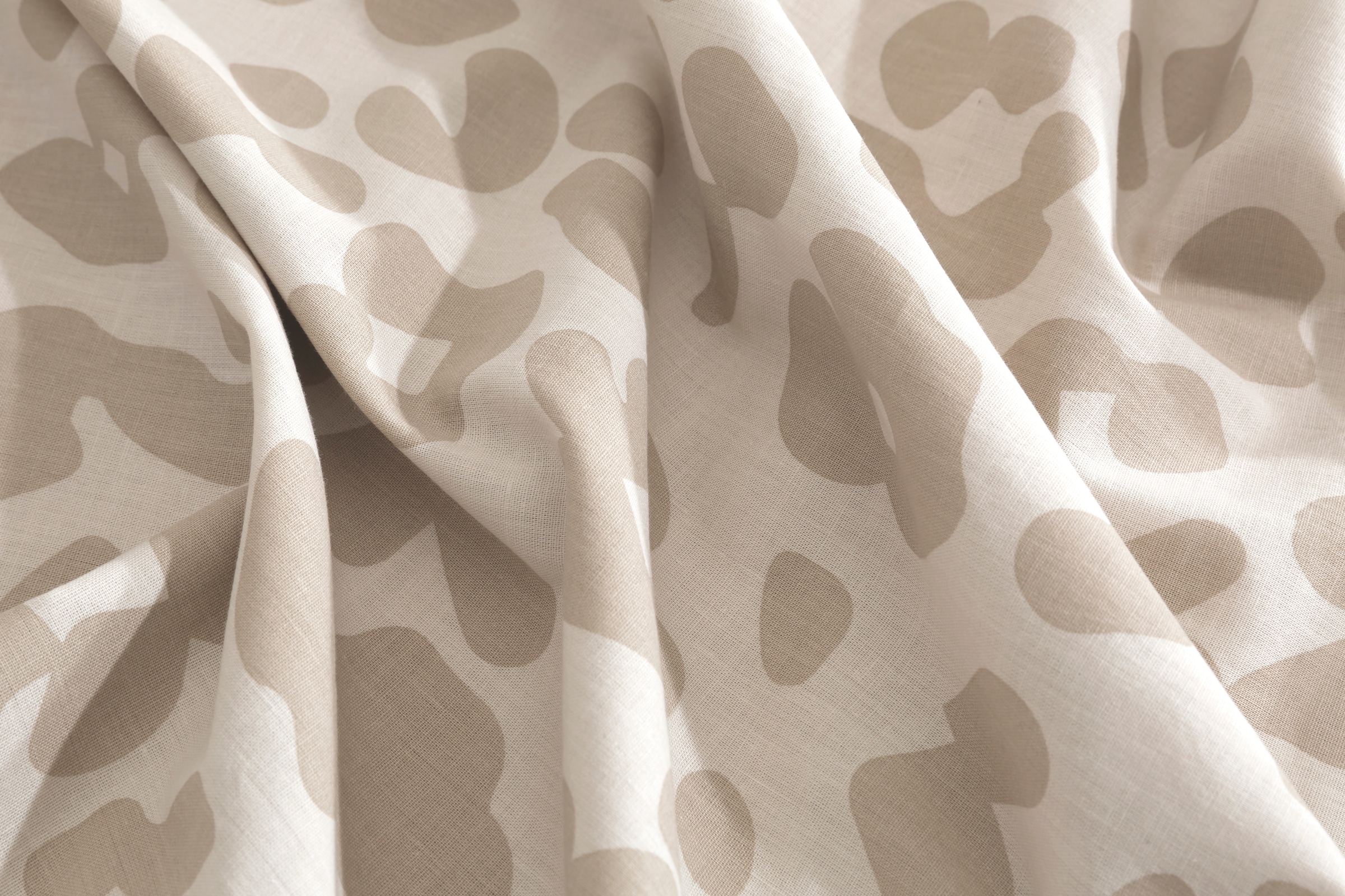 TOM TAILOR HOME Bettwäsche »Ellja« 3 Stk. in Gr. 135x200 oder 155x220 cm, 100% Baumwolle, Leo Design