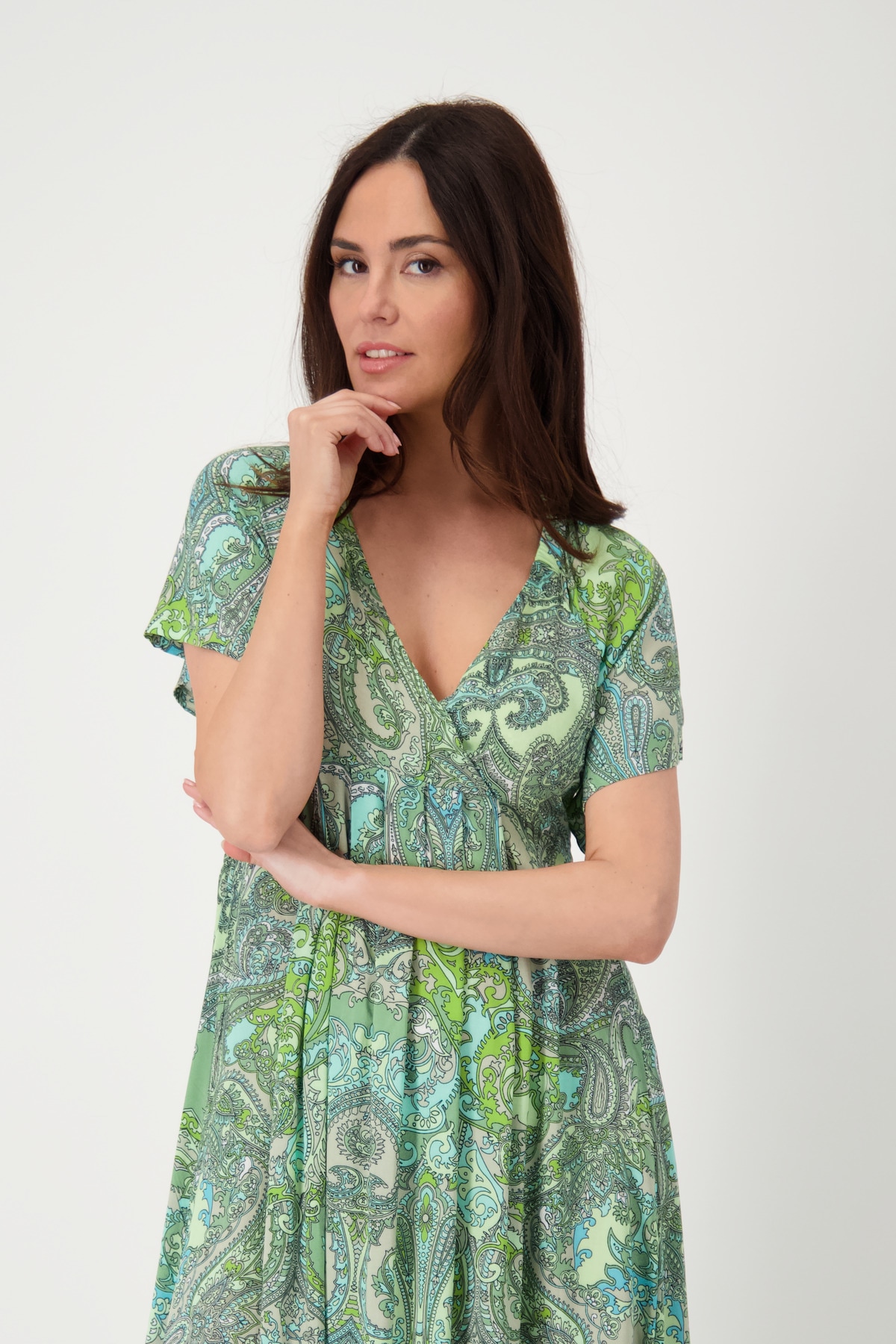 Monari Maxikleid »Kleid Paisleydruck allover«, Mit V-Ausschnitt