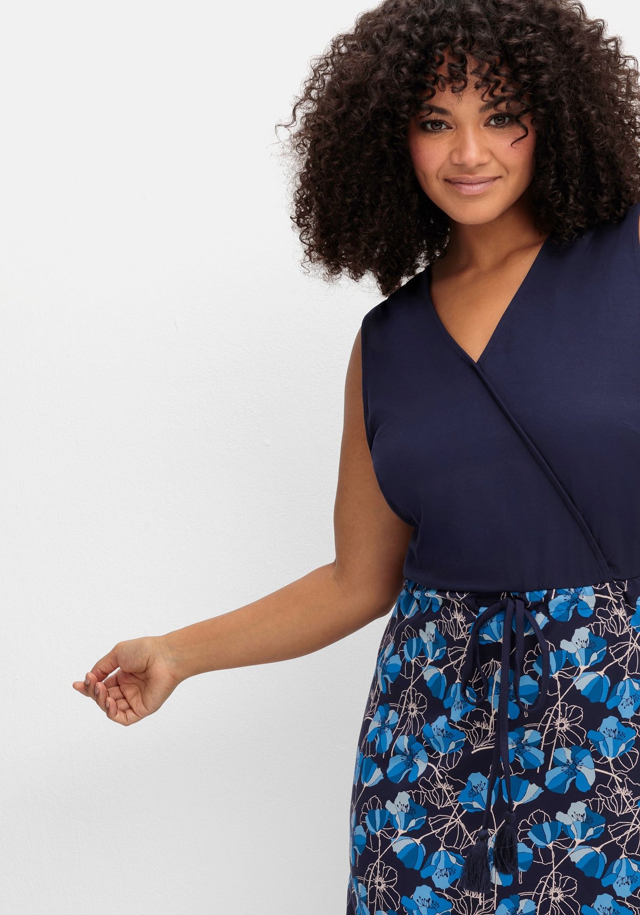 Sheego Maxikleid »Maxikleid in Wickeloptik«