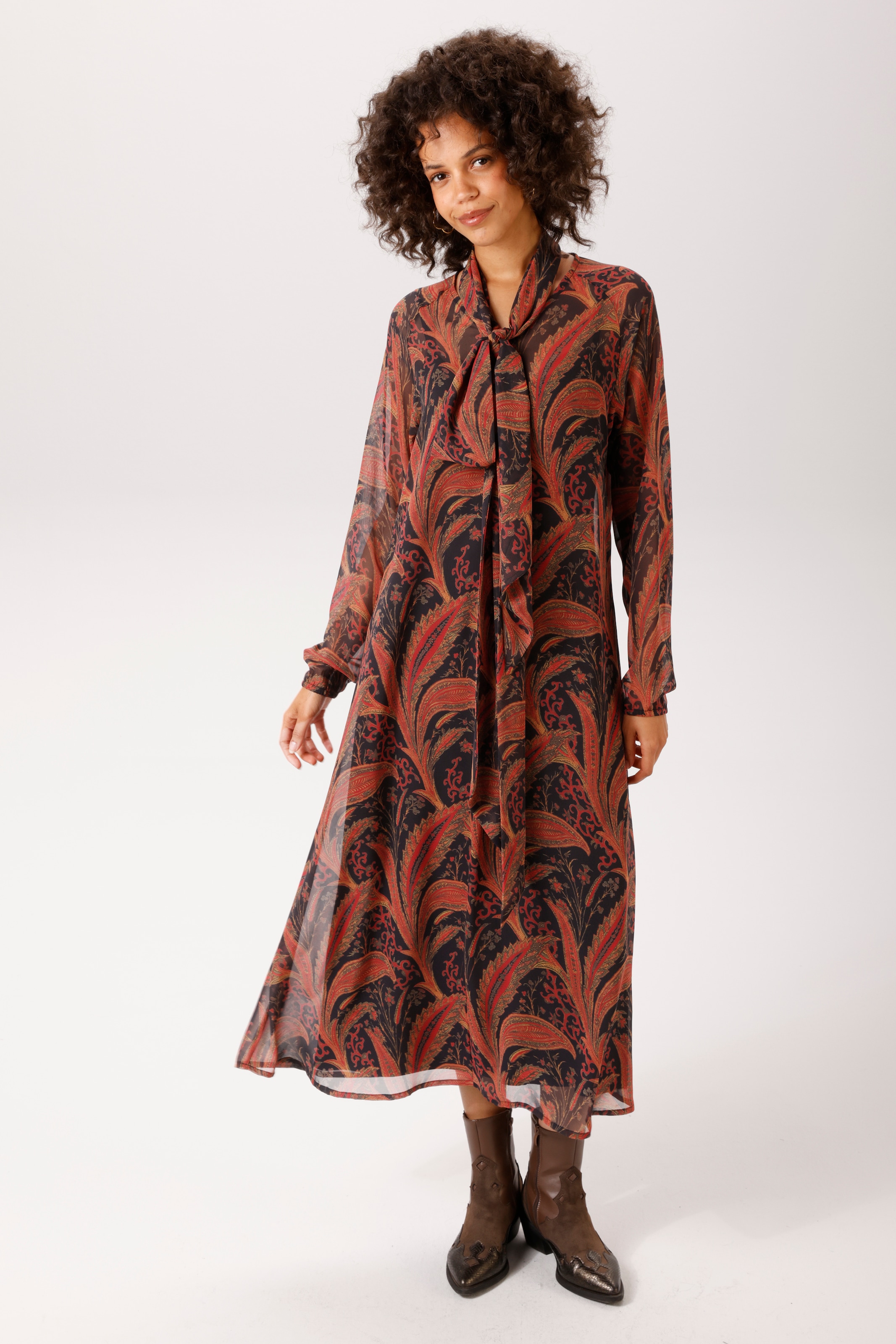 Aniston CASUAL Blusenkleid mit großflächigen, fantasievollen Blättern bedruckt - NEUE KOLLEKTION