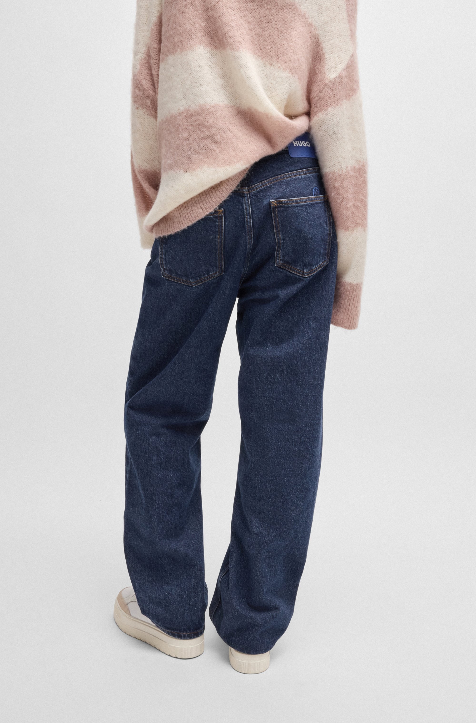 HUGO Blue Relax-fit-Jeans »Leni«, mit charakteristischer Stickerei
