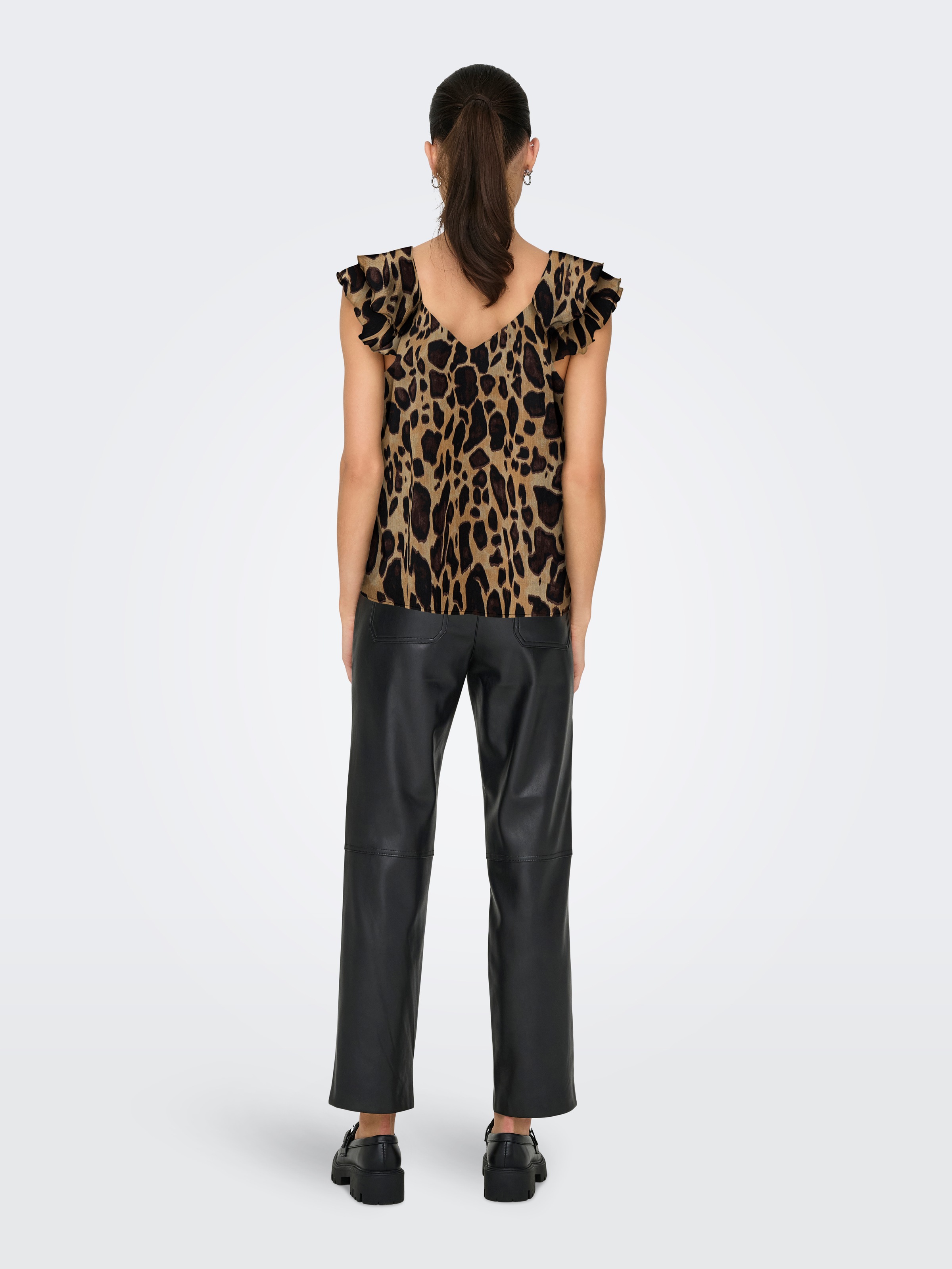 ONLY Blusenshirt »ONLASTA LIFE CAPSLEEVE V-NECK TOP PTM«