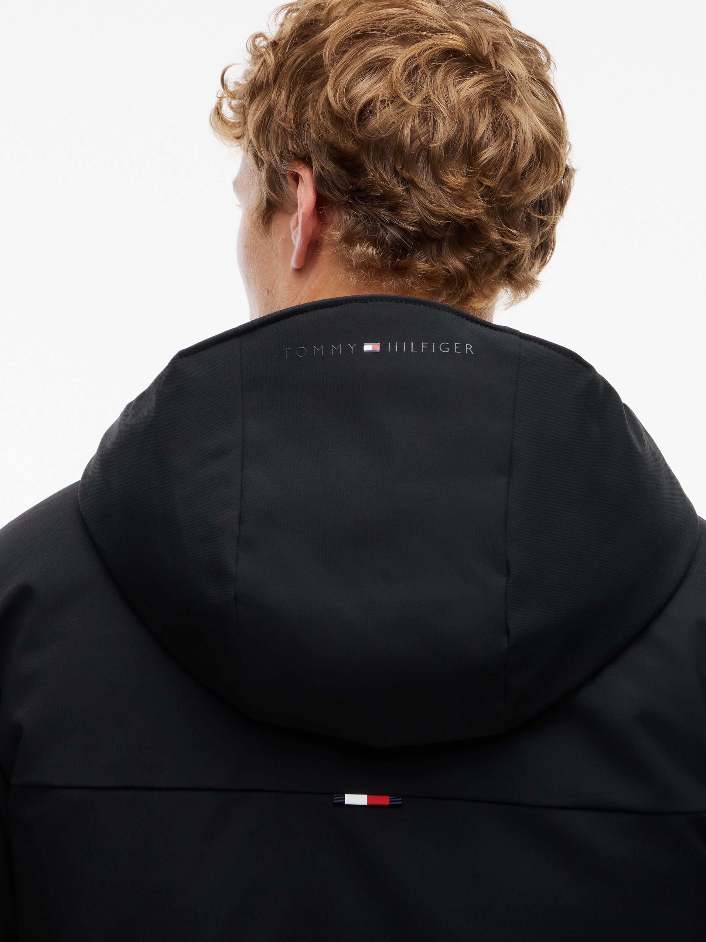 Tommy Hilfiger Kurzjacke »TECH HOODED PADDED« mit Kapuze