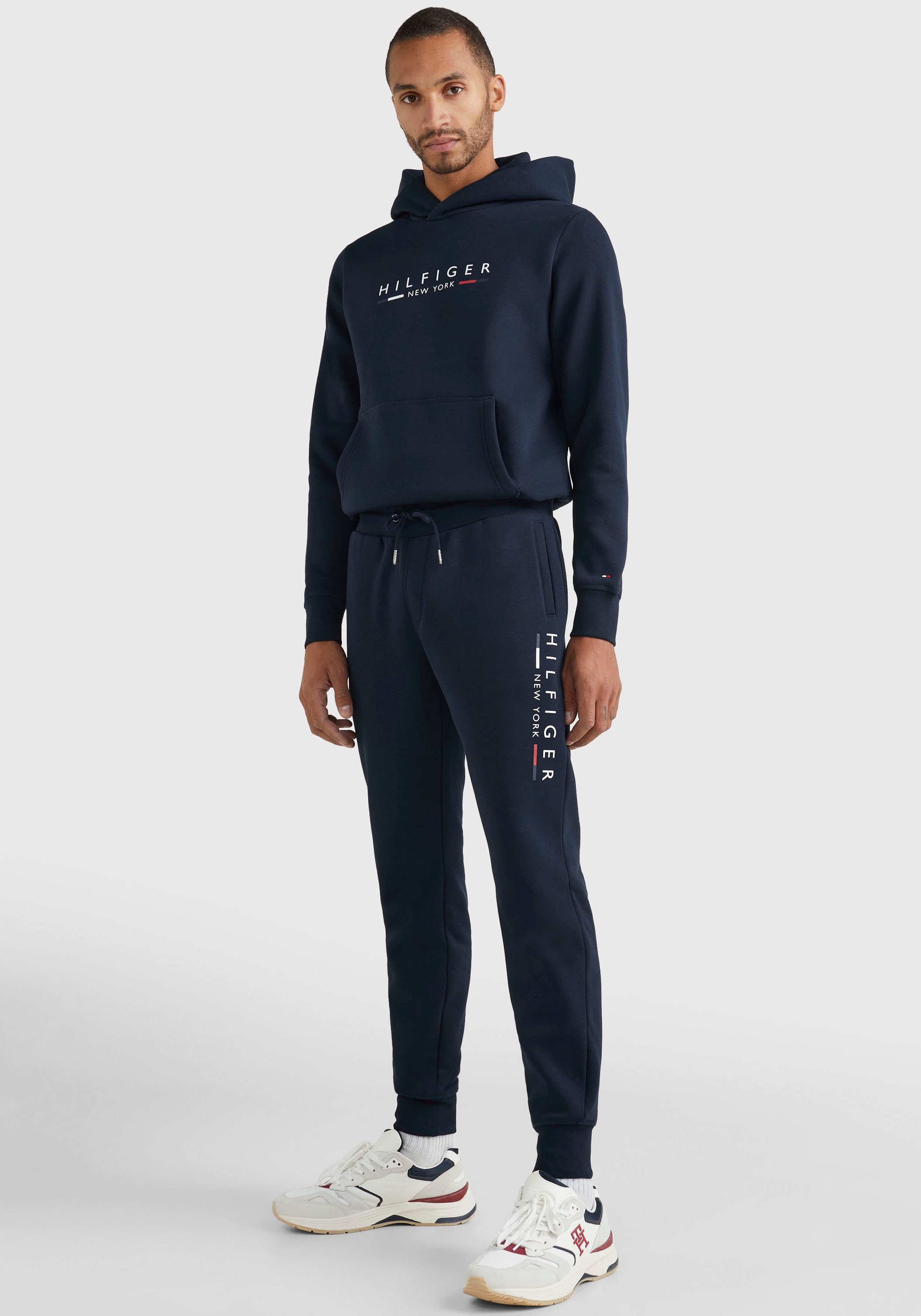 Jogginganzug »HILFIGER NEW YORK TRACKSUIT«, (Set, 2 tlg.), im 2-teiligen Set