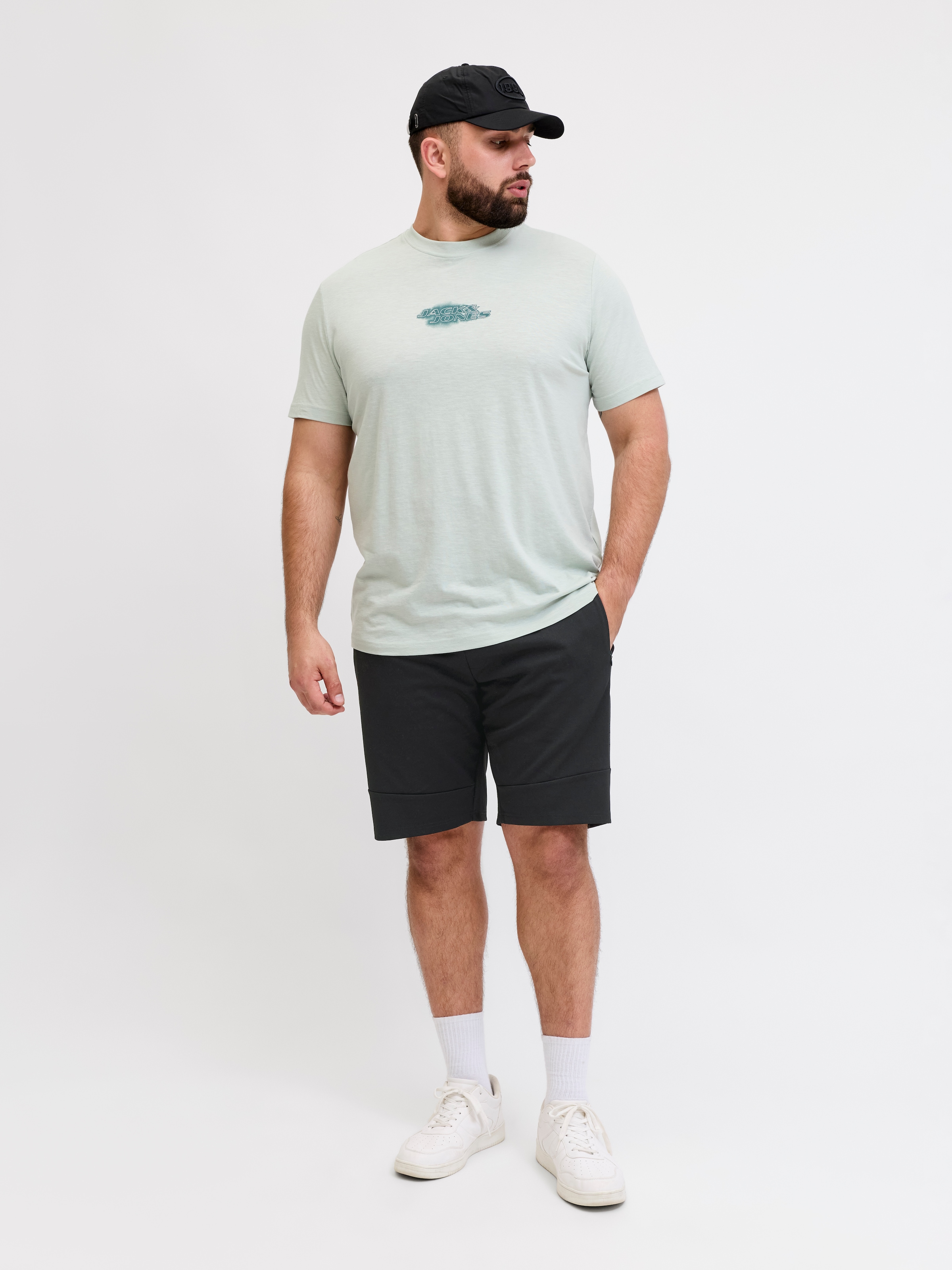 Jack & Jones PlusSize Sweatshorts »JPSTGORDON BASE SWEAT SHORTS SRT SN PLS«  Materialmix mit Stretch, regular fit