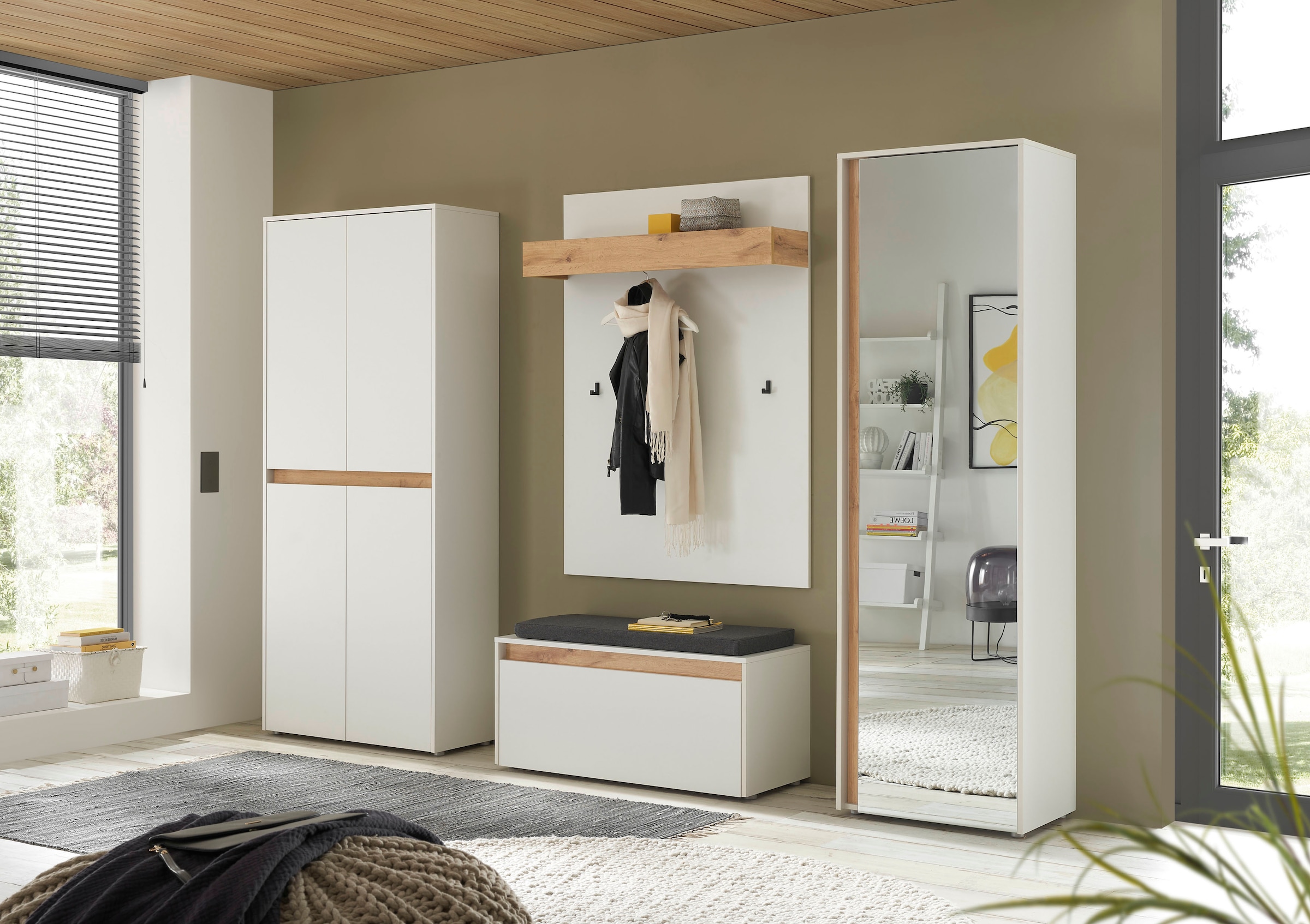 INOSIGN Garderoben-Set »City/Giron, moderne Garderobe, viel Stauraum, ca. 40 Schuhe«, (Set, 4 St.), enthält Schrank mit Spiegel, Schuhschrank, Paneel &Bank inkl. Kissen