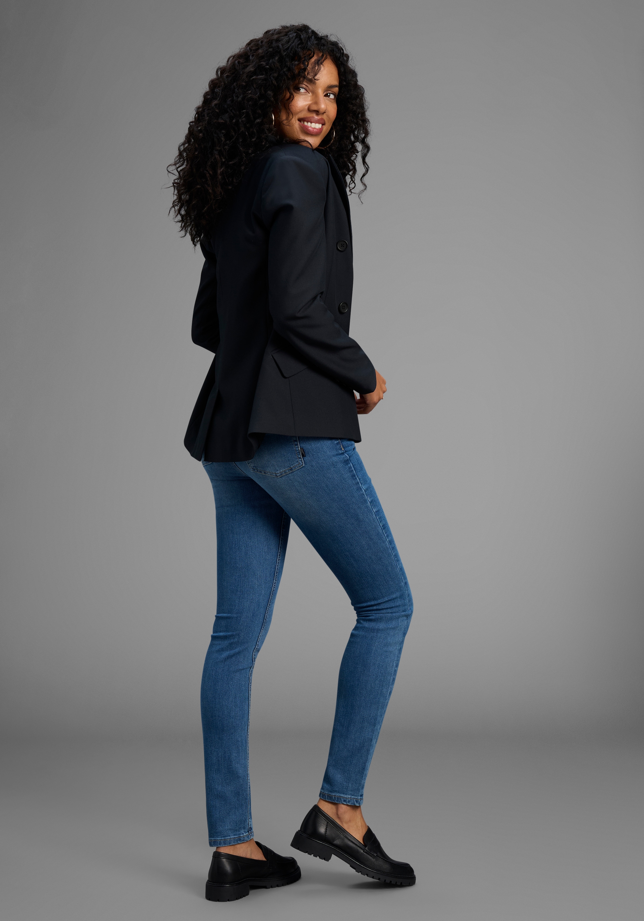 Arizona Slim-fit-Jeans »Shaping«, enge Passform, Röhrenjeans, Used-Look-Waschung, hohe Leibhöhe