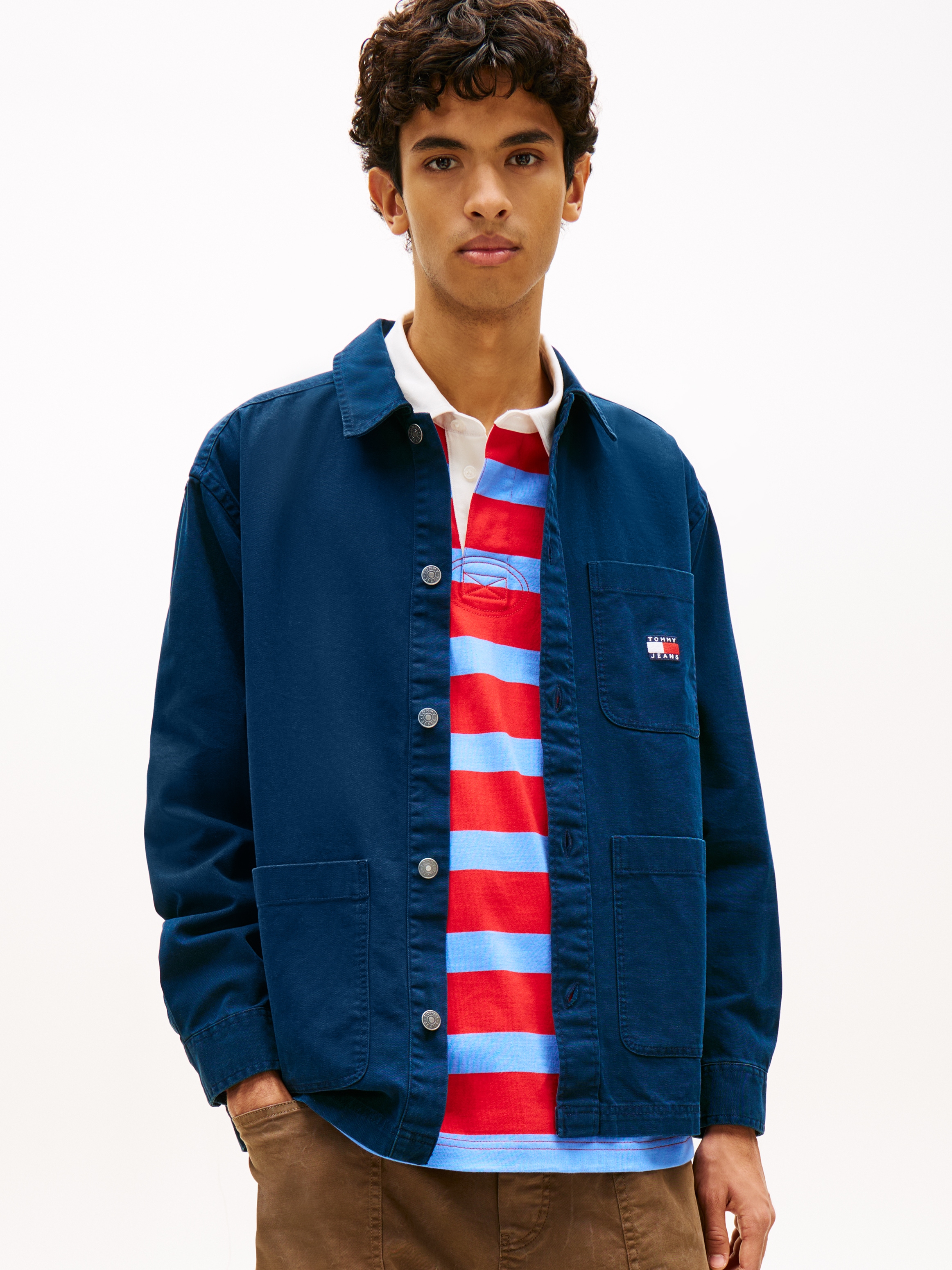 Tommy Jeans Hemdjacke »TJM ESSENTIAL OVERSHIRT« leicht überschnittene Schultern, halbgespreizter Kragen