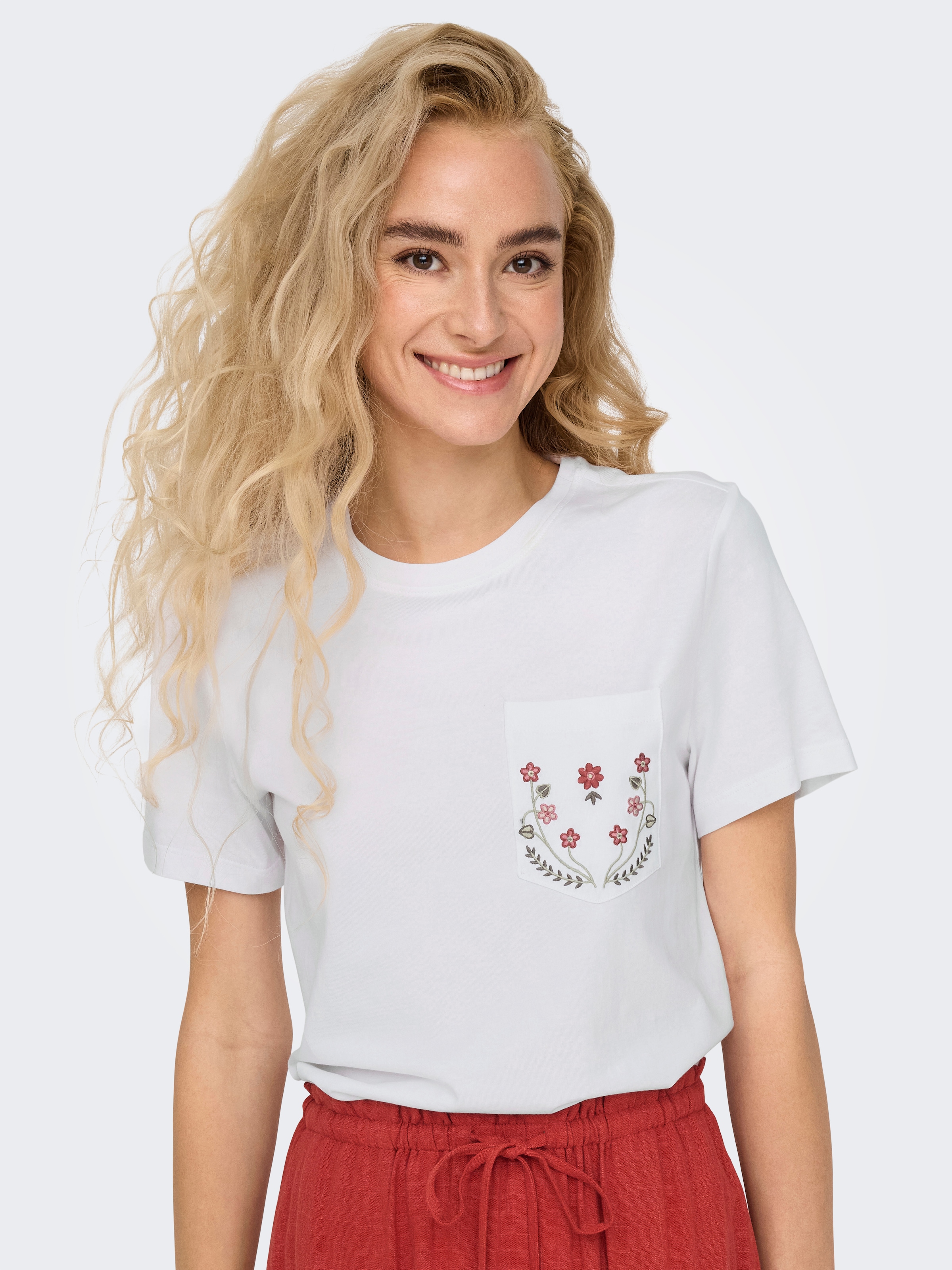 ONLY Kurzarmshirt »ONLPOLLY LIFE REG S/S POCKET TOP BOX JRS« Baumwolle, regular fit, Rundhals