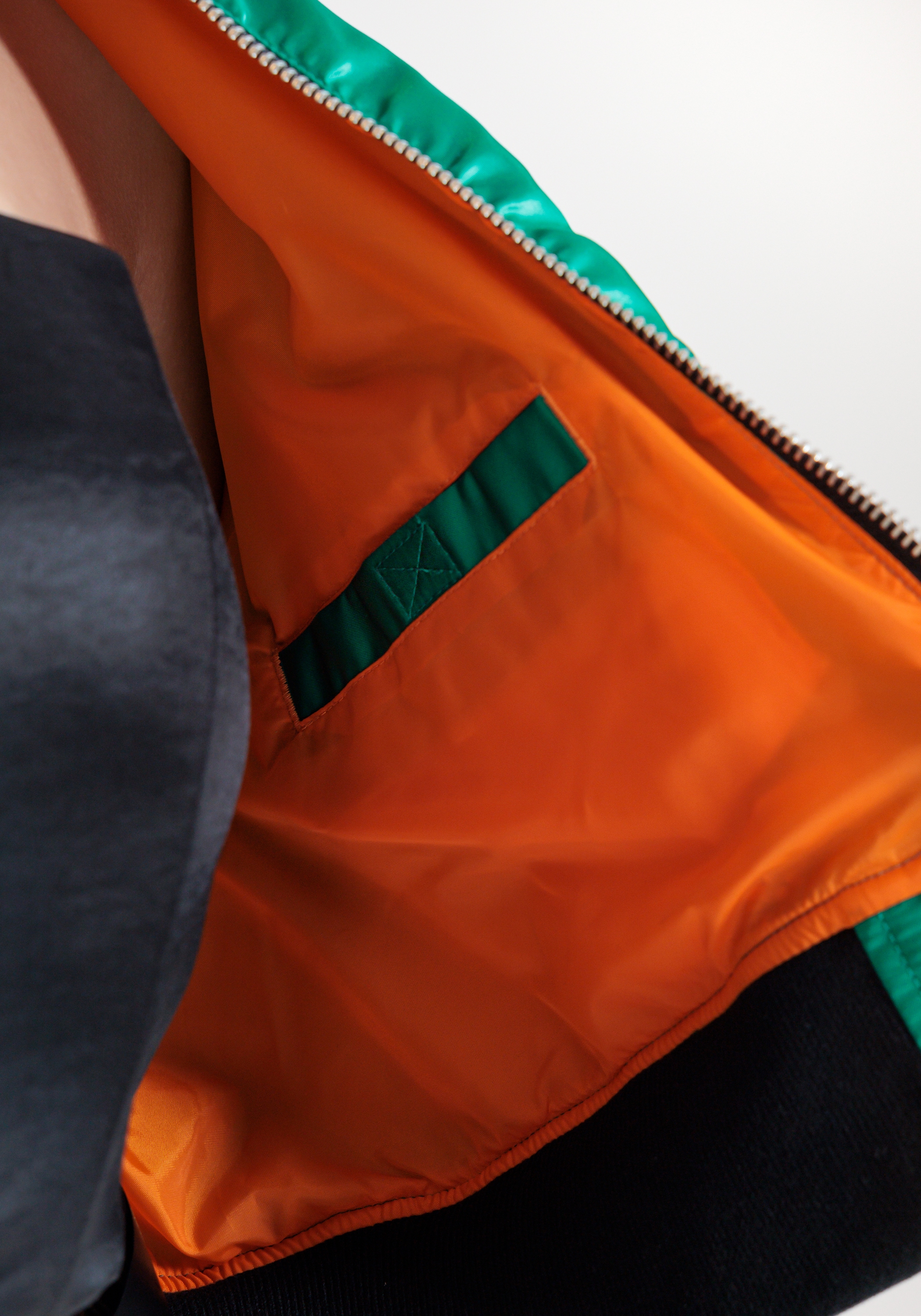 Alpha Industries Bomberjacke »Alpha Industries Women - Bomber Jackets MA-1 Boxy Wmn«