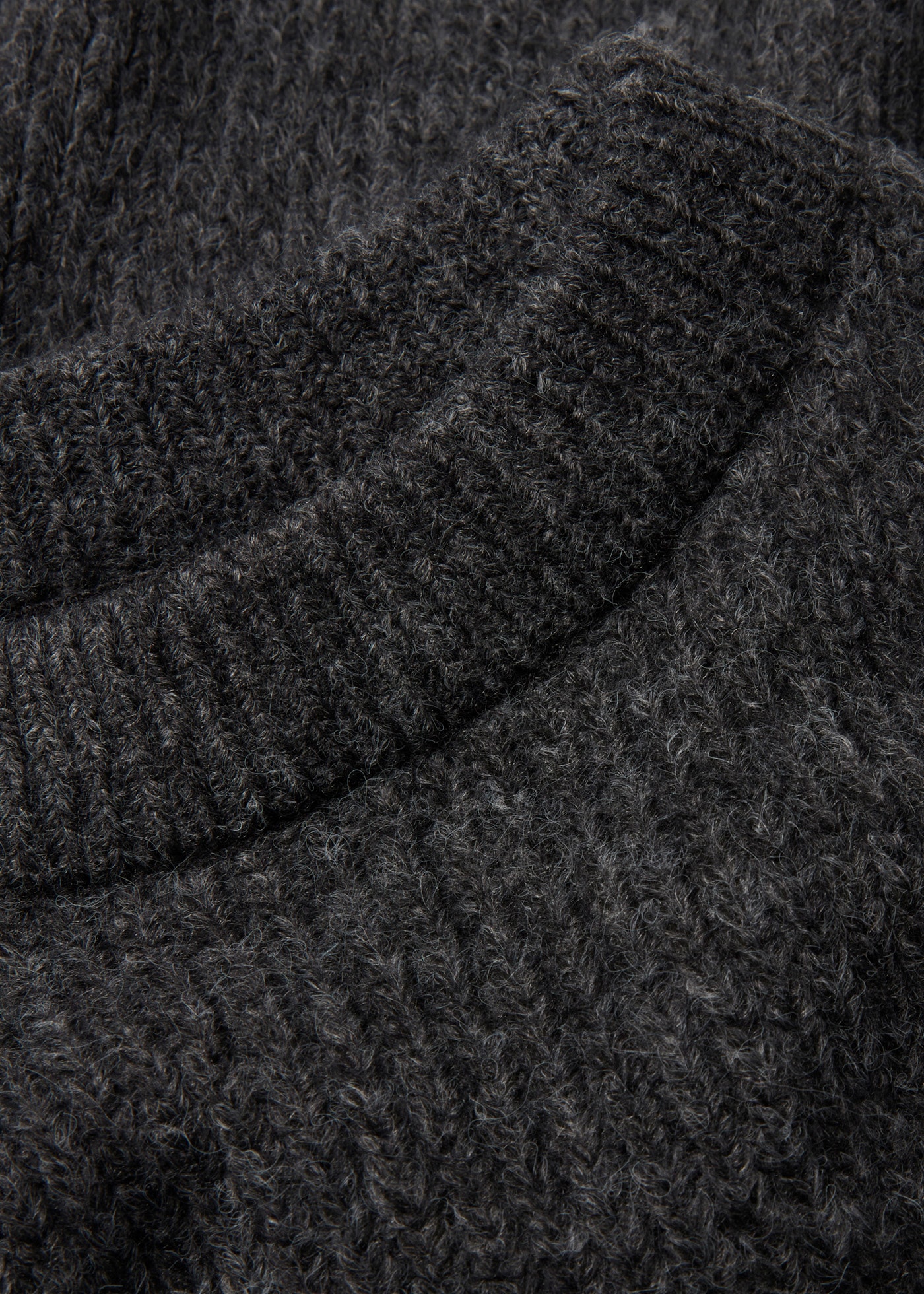 bonprix Strickpullover aus Polyester, Polyacryl, Polyamid und Wolle, weit geschnitten