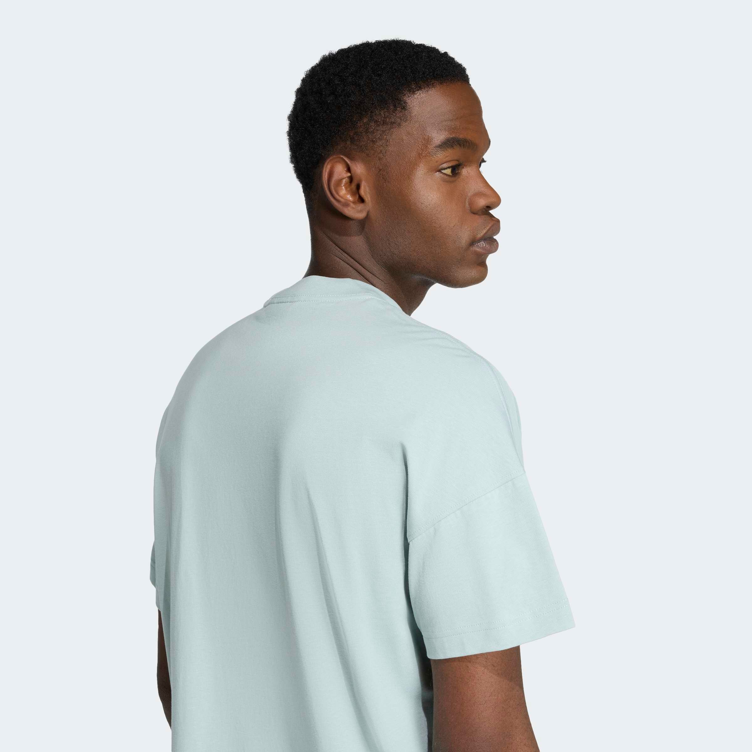adidas Sportswear T-Shirt »M A SZN T« mit sportlichem Stil, Kurzarmdesign, ohne Verschluss, aus Baumwolle