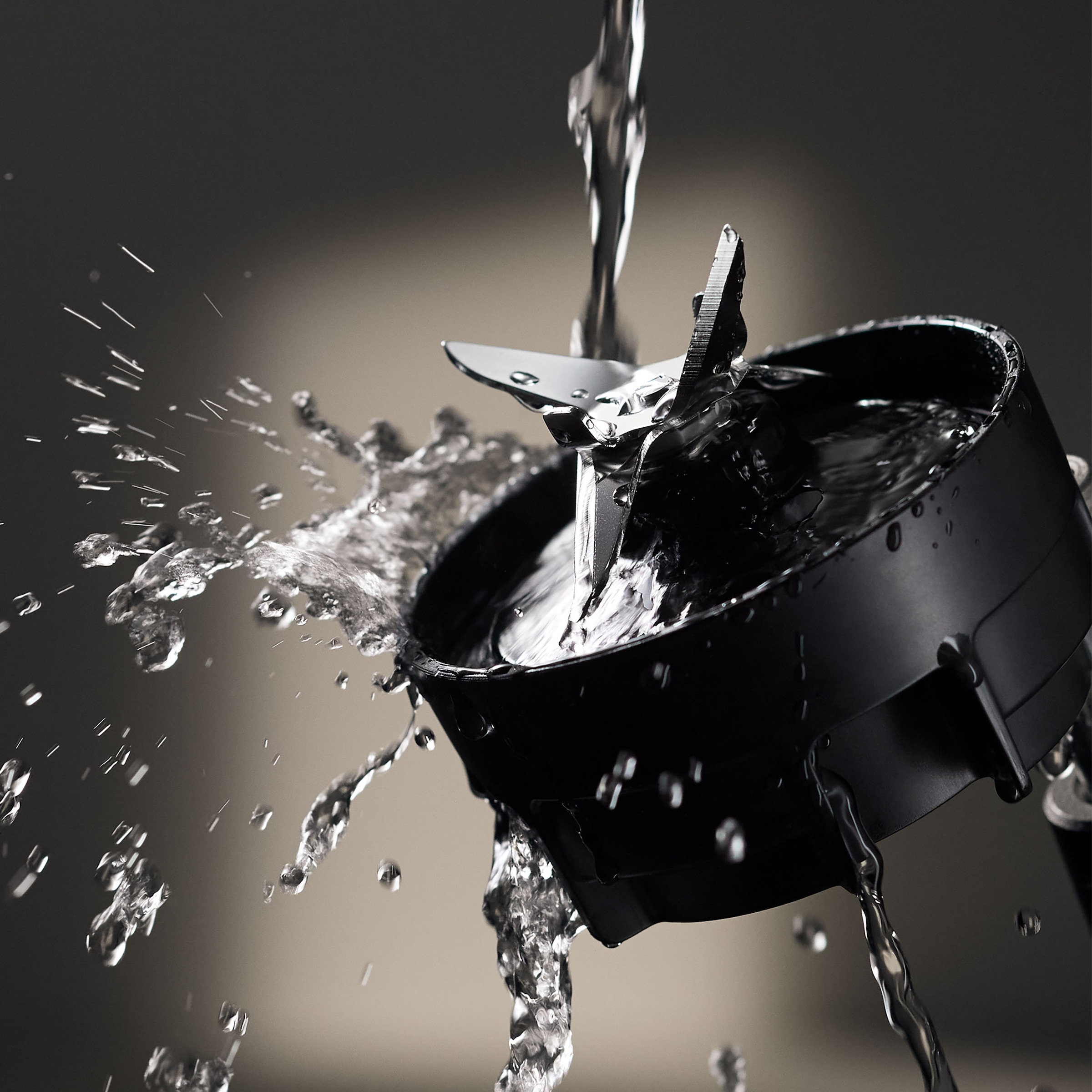 WMF Smoothie-Maker »Mix & Go Touch« 500 W recyceltes Material, auslaufsichere Trinkflasche, Einhandbedienung