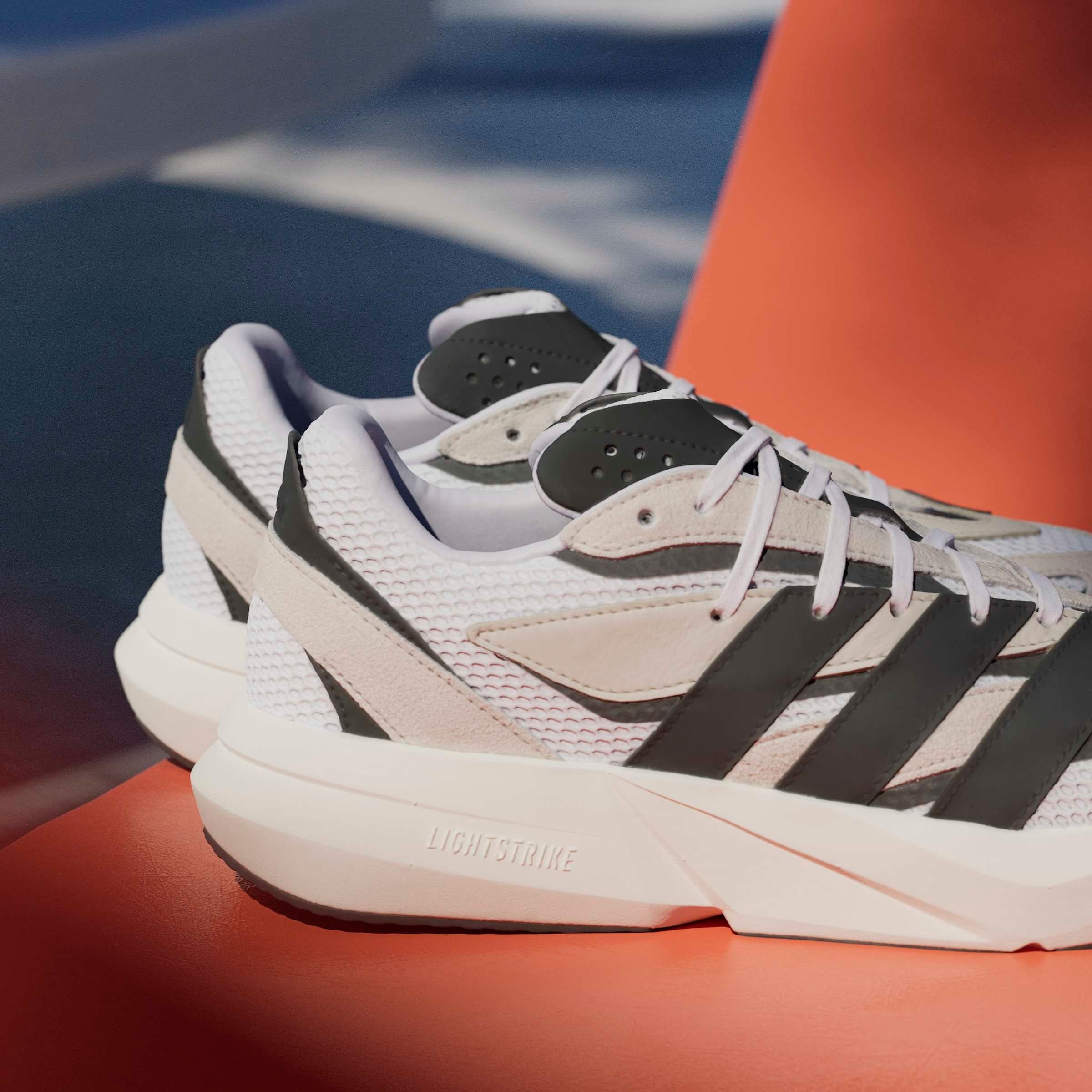 adidas Sportswear Sneaker »LIGHTBLAZE«