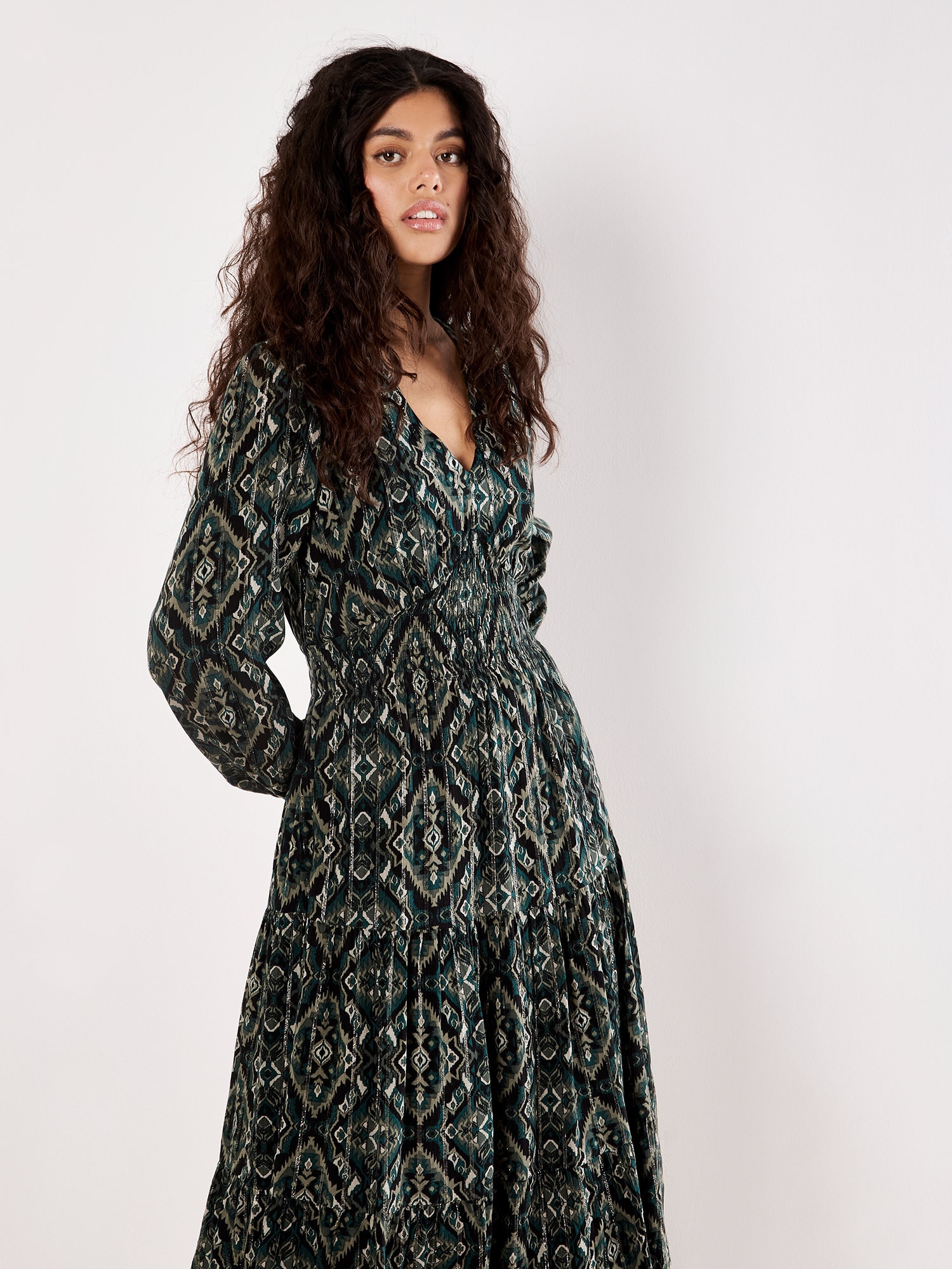 Apricot Midikleid »Midikleid« mit Ikatmuster