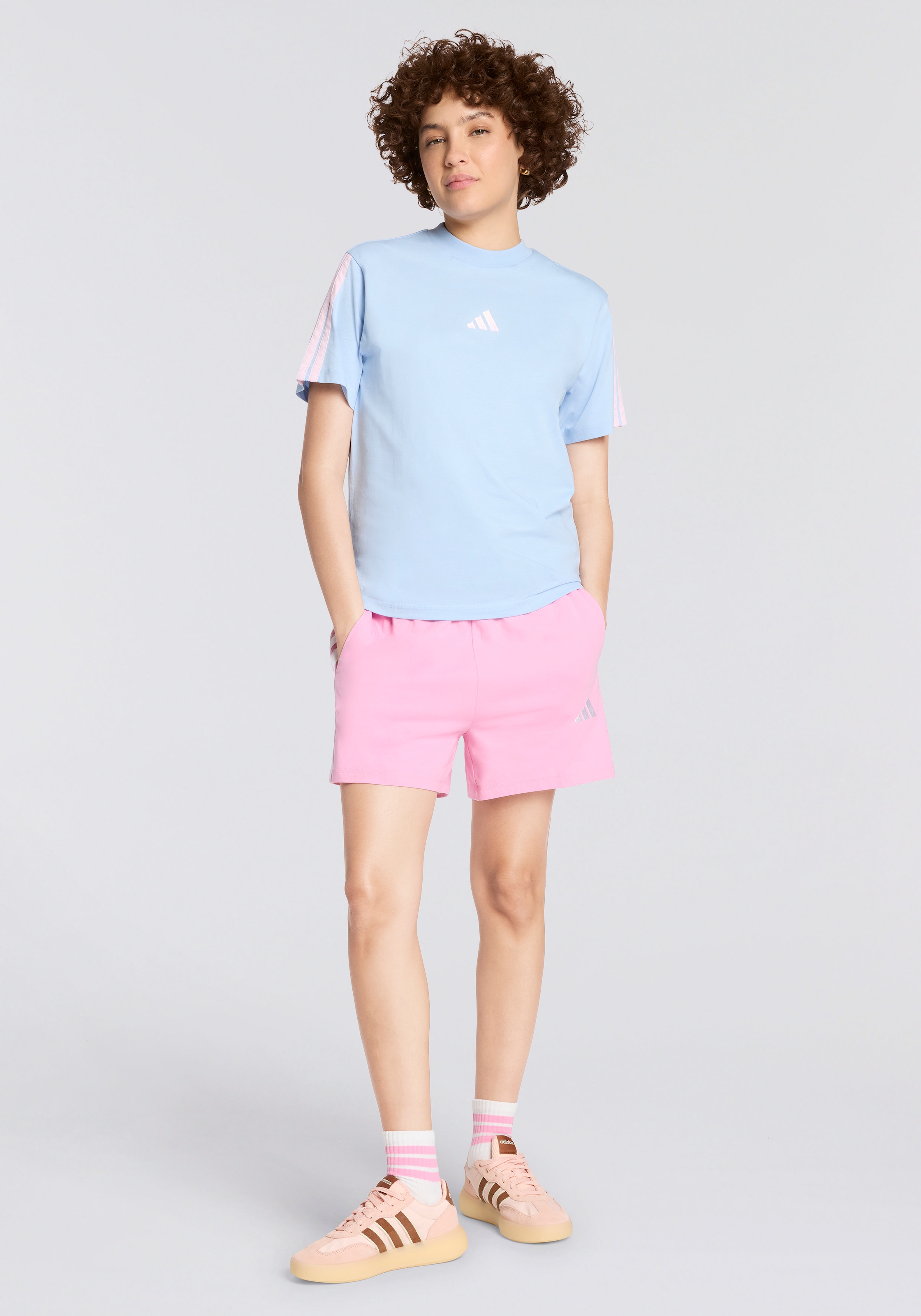 adidas Sportswear T-Shirt »W 3S SJ T B« klassische 3-Streifen an den Ärmeln, ohne Verschluss