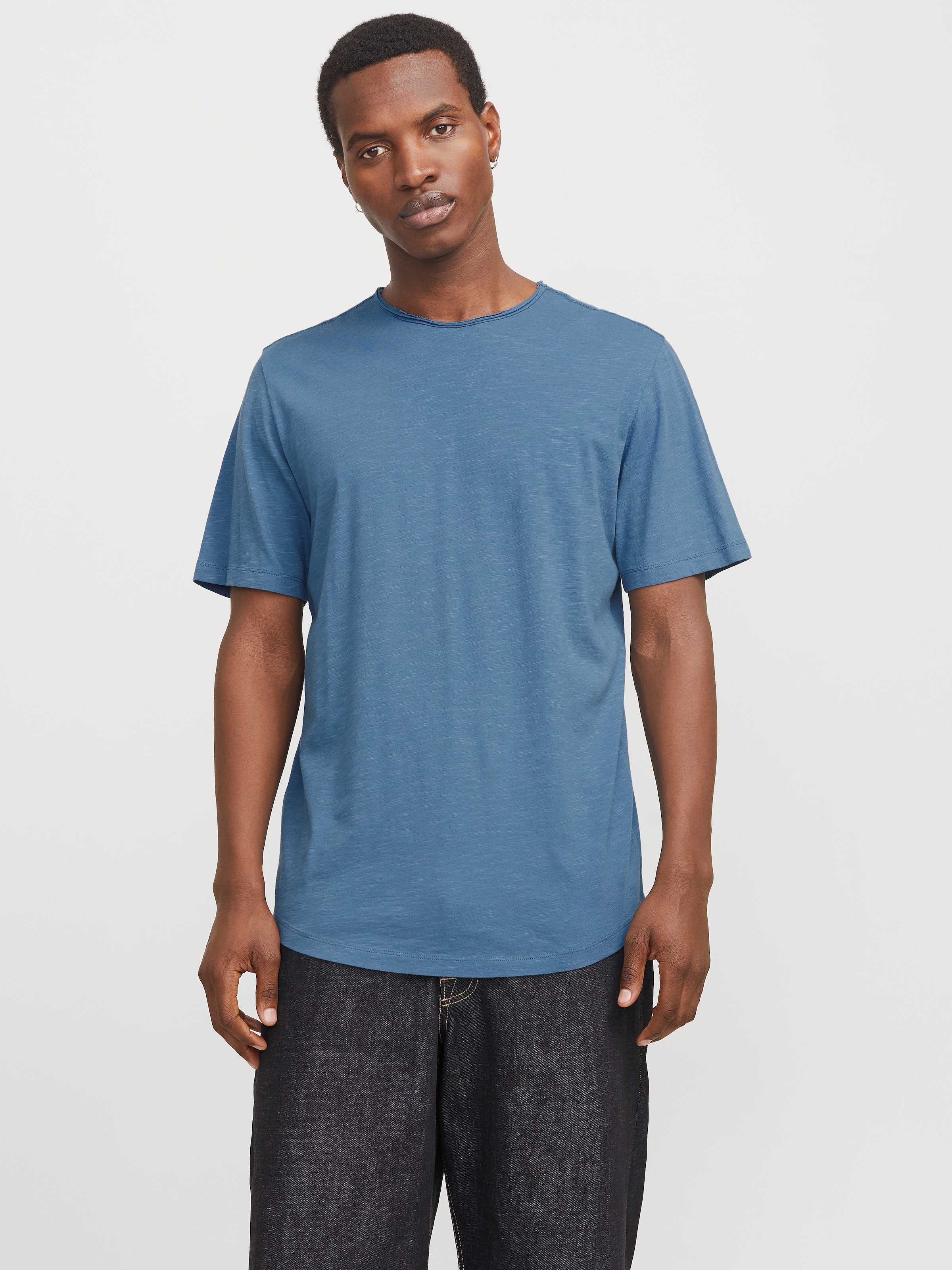 Jack & Jones Rundhalsshirt »JJEBASHER TEE O-NECK SS NOOS« mit Rundhalsausschnitt