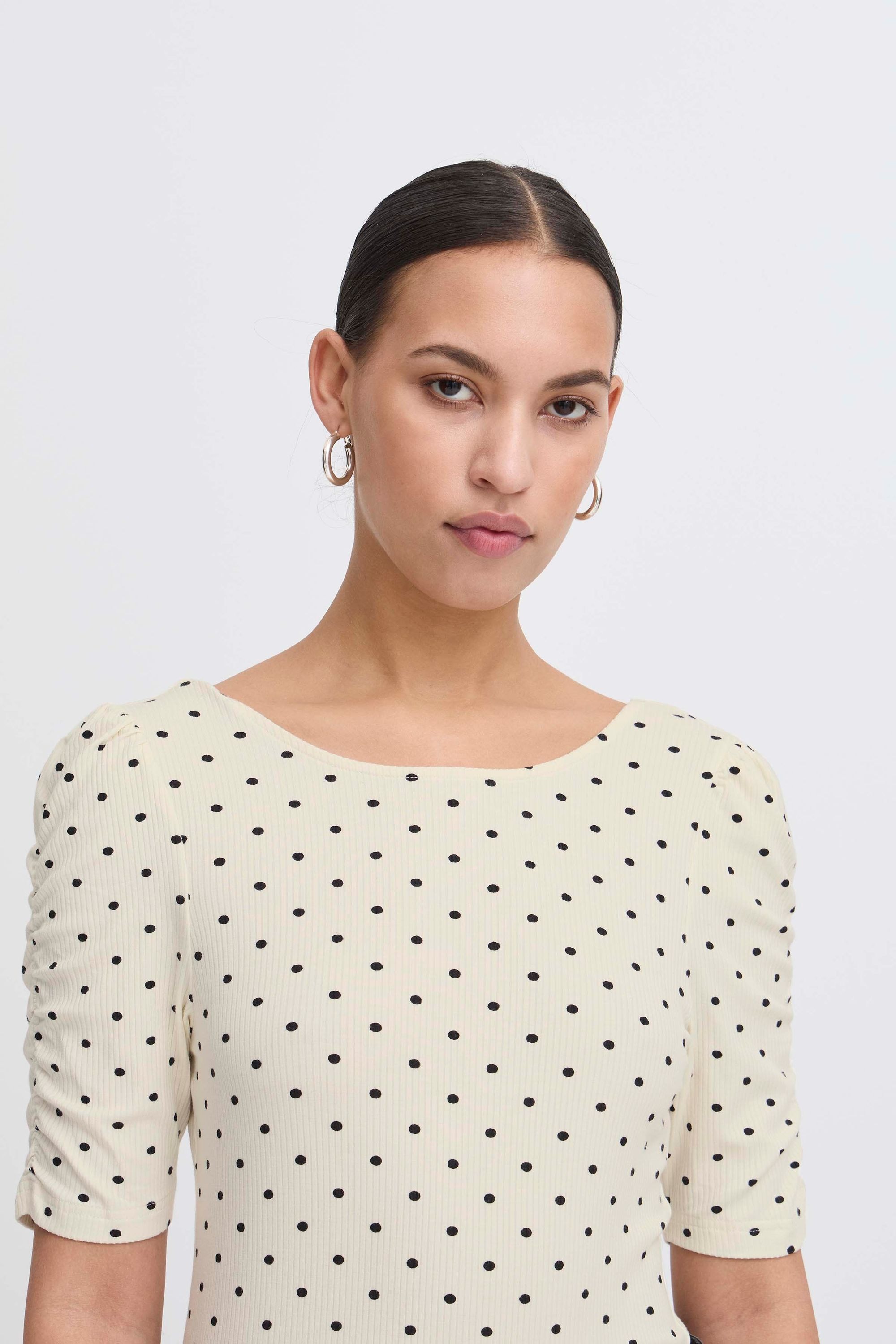 Ichi Rundhalsshirt »Rundhalsshirt IHDEBBY«