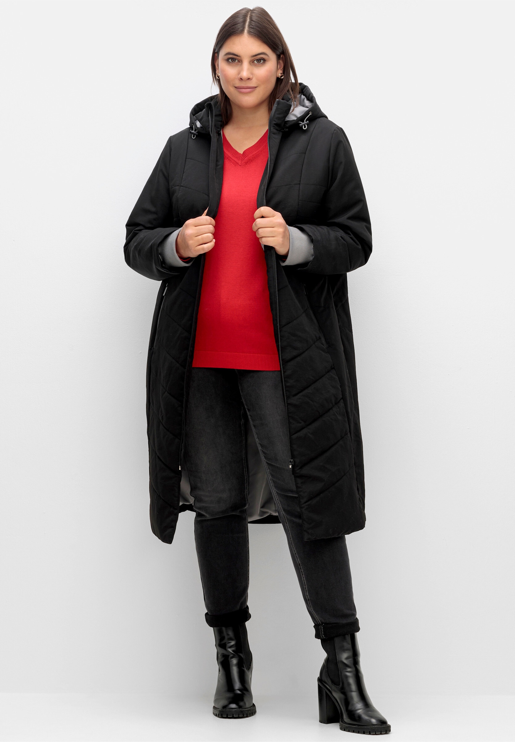 Sheego Steppjacke »Steppmantel Steppmantel mit seitlichen Reißverschlüssen« Abnehmbare Kapuze