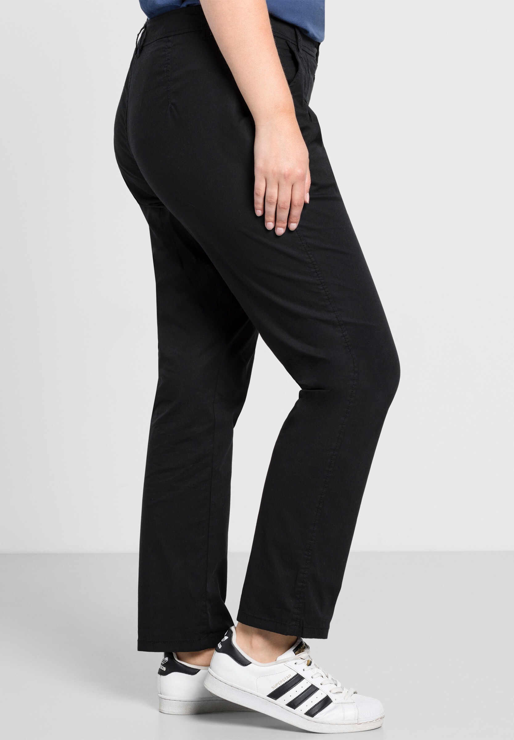 Sheego Chinohose »Chinohose Chinohose mit Bundfalten«  in Stretch-Qualität