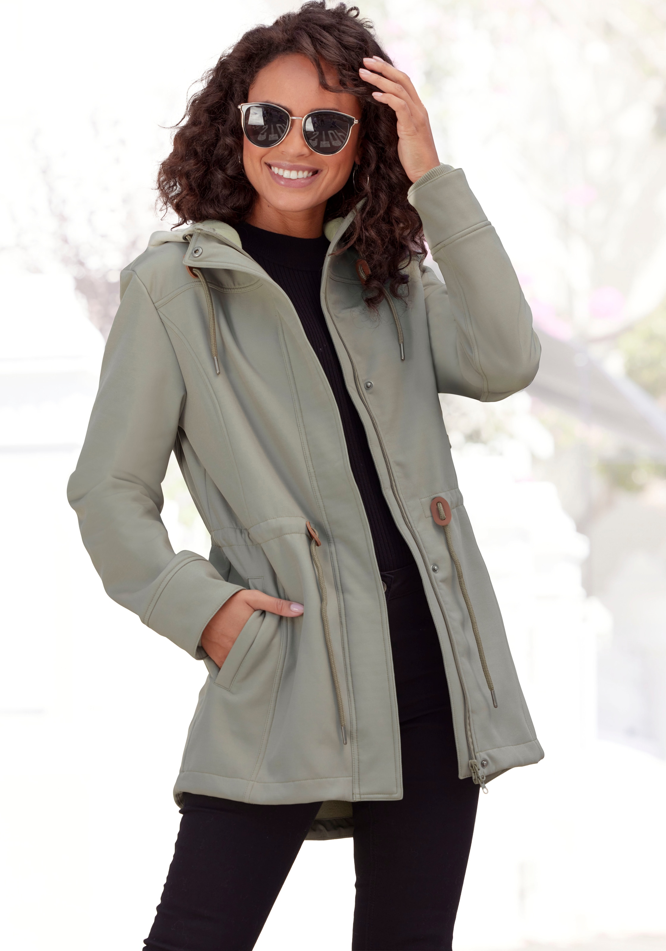 Vivance active Softshelljacke, mit Kapuze, mit Kordelzug an der Taille