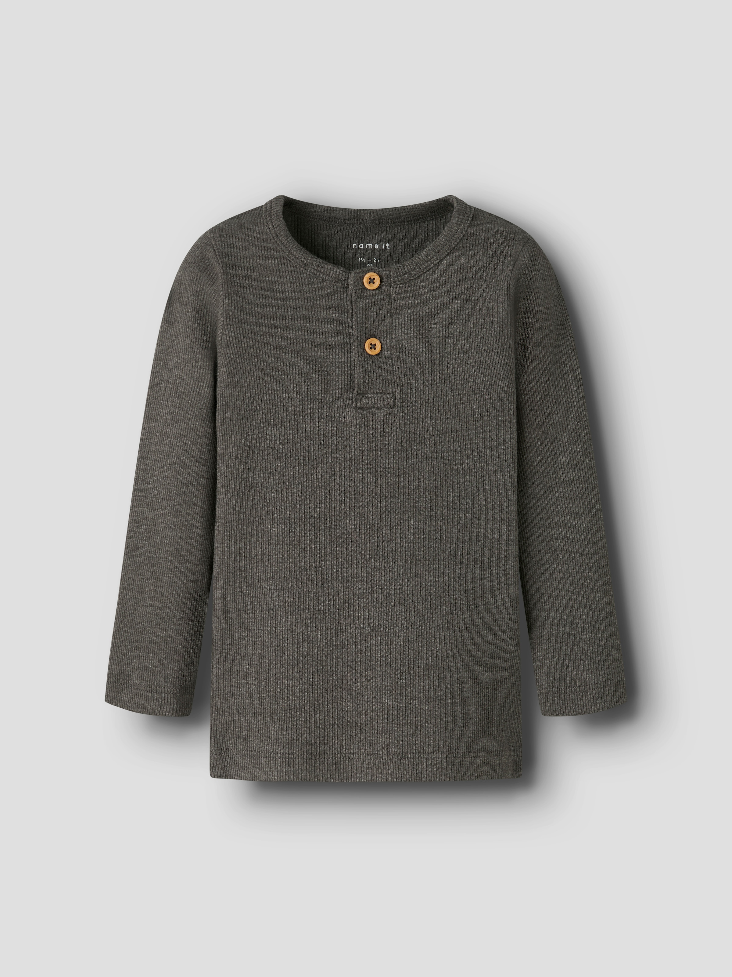Name It Langarmshirt »NMMKAB LS TOP NOOS«, im Henley-Stil - mit kurzer Knopfleise am Ausschnitt