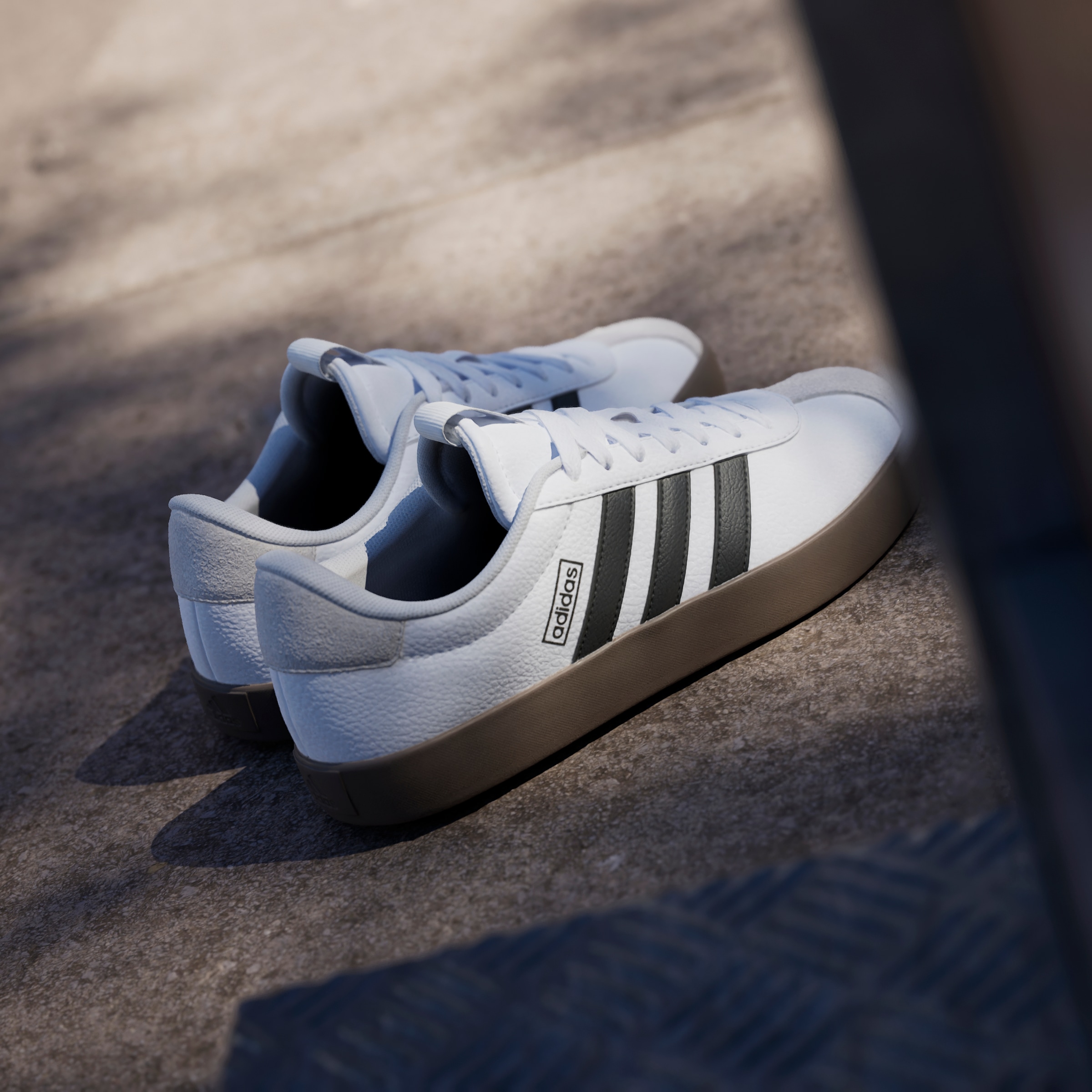 adidas Sportswear Sneaker »VL COURT 3.0«, inspiriert vom Design des adidas samba