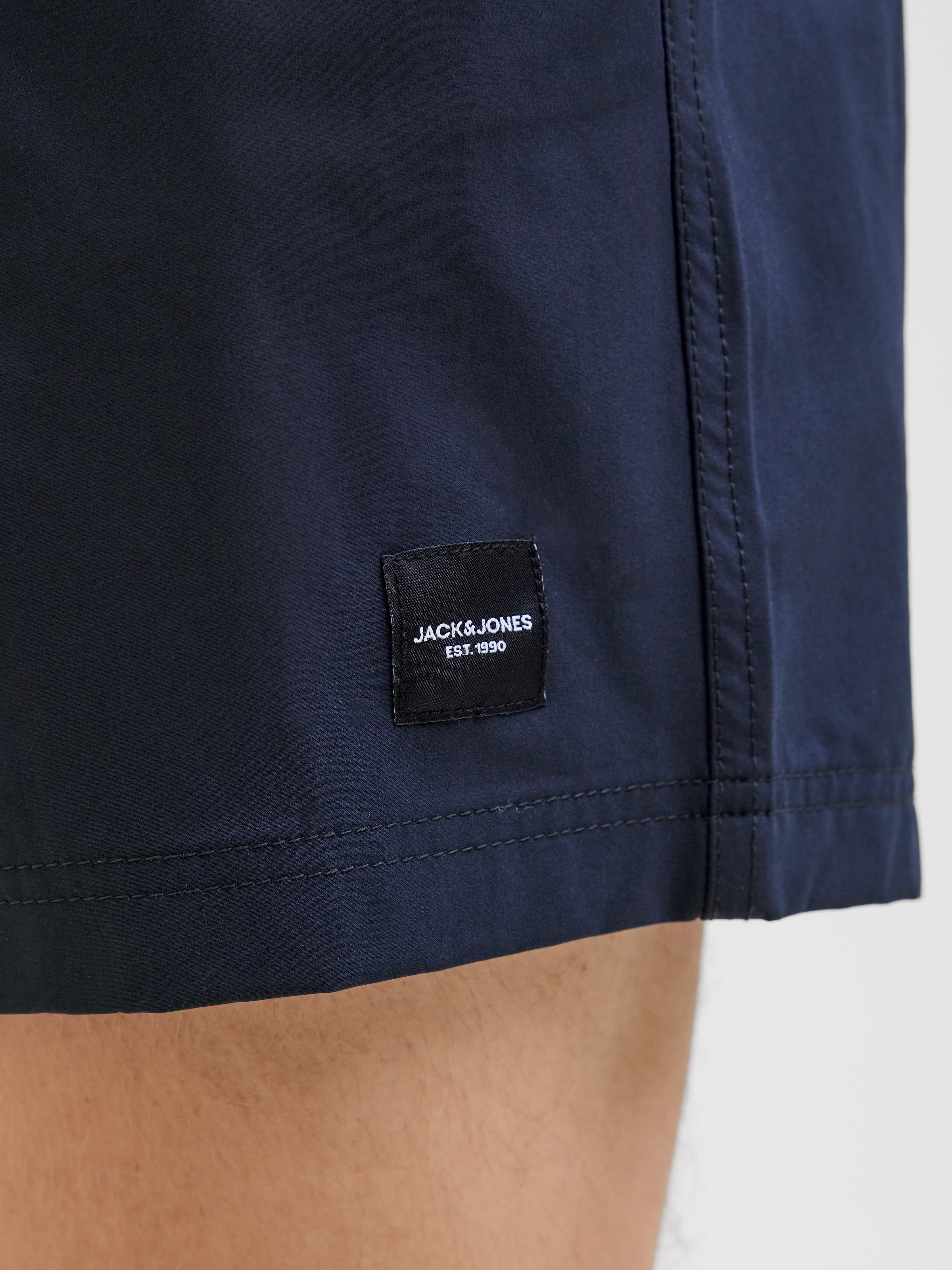 Jack & Jones Badeshorts »JPSTMAUI JJSWIM SOLID AKM SN«