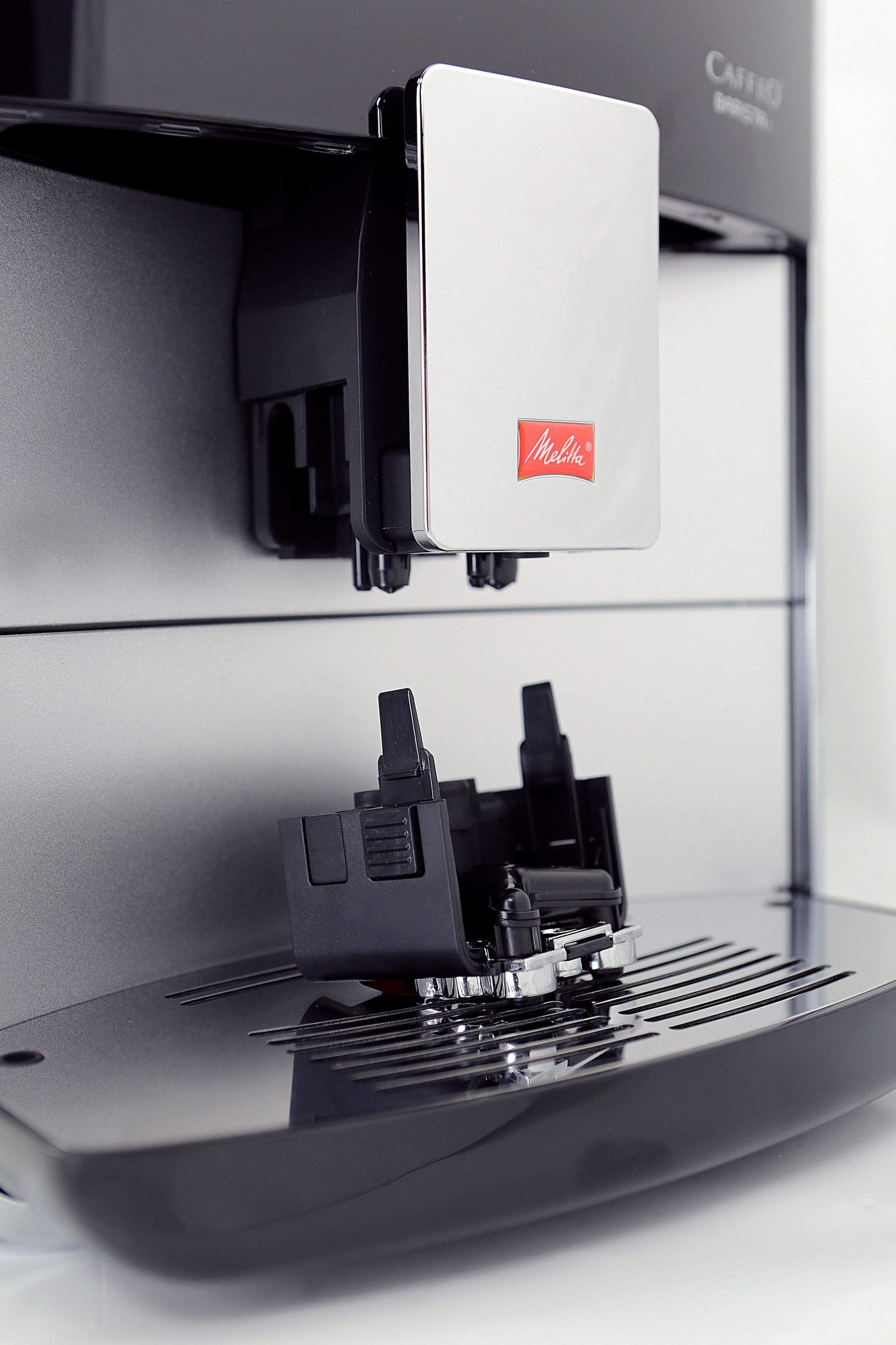 Melitta Kaffeevollautomat »Barista T Smart® F 83/0-102, schwarz« 4 Benutzerprofile& 18 Kaffeerezepte, nach italienischem Originalrezept