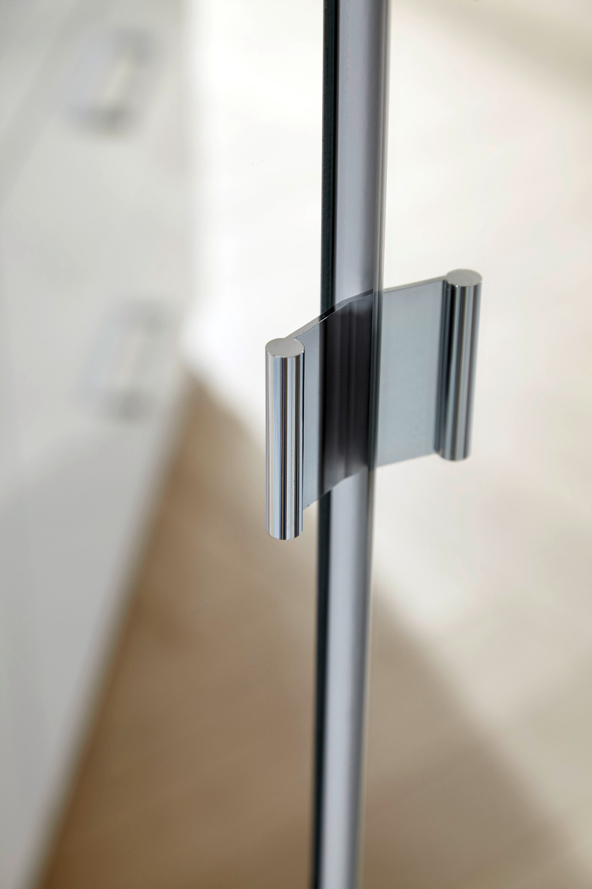 rauch Drehtürenschrank »Kleiderschrank Schrank Garderobe TOPSELLER OTELI inkl. Inneneinteilung«, (erhältlich in Breiten 91-360 cm, ab Breite 136cm inkl. Innenschubladen), mit zusätzlichen Einlegeböden, optional mit Spiegel MADE IN GERMANY