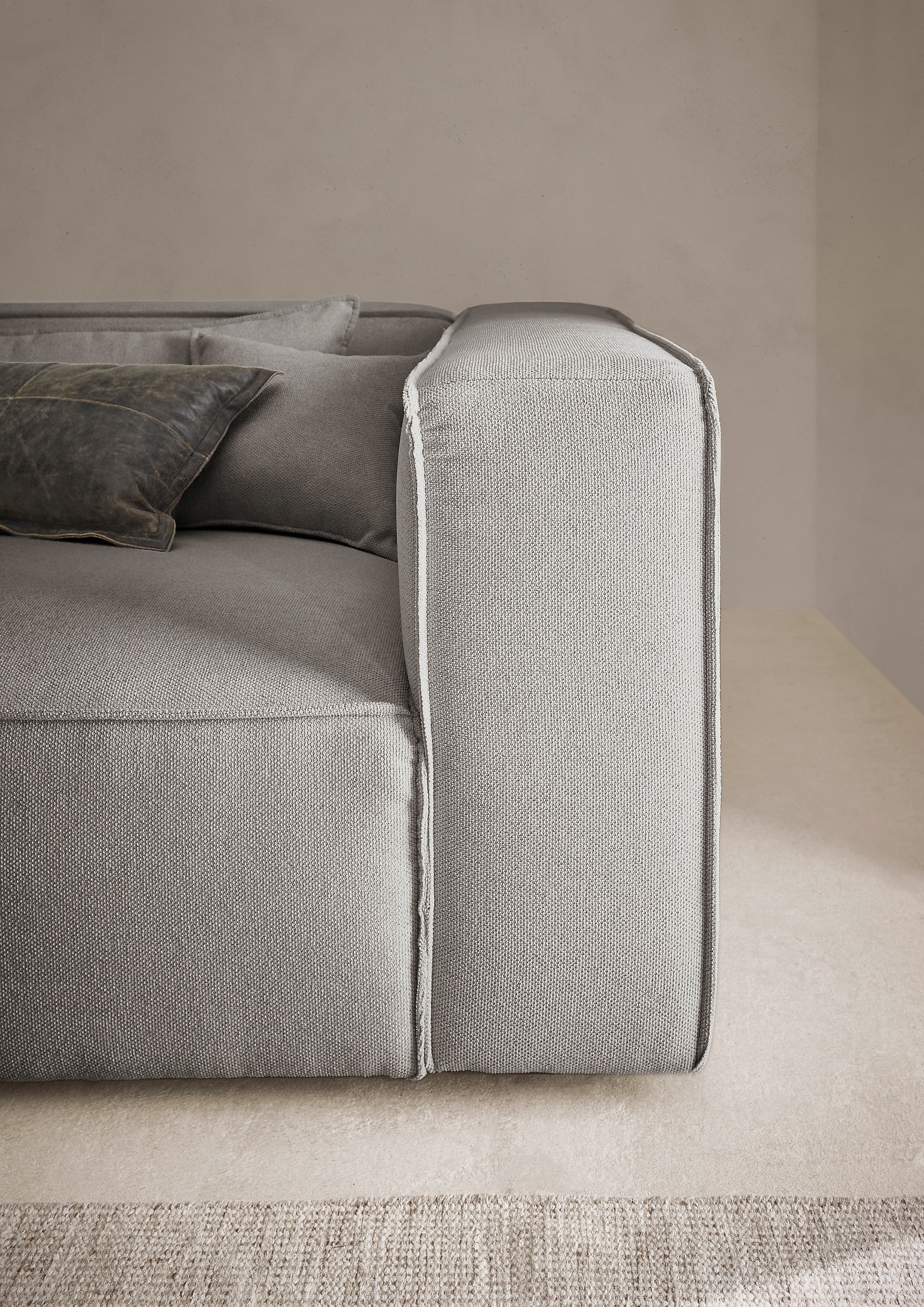 LeGer Home by Lena Gercke Ecksofa »PIARA XXL, Big-Sofa, Cord, Leinenoptik o. Strukturstoff, L-Form«, wahlweise Ottomane rechts/links, Kedernaht, extra tiefe Sitzfläche