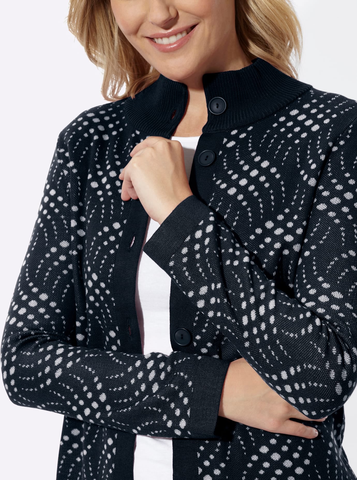 Classic Basics Strickjacke