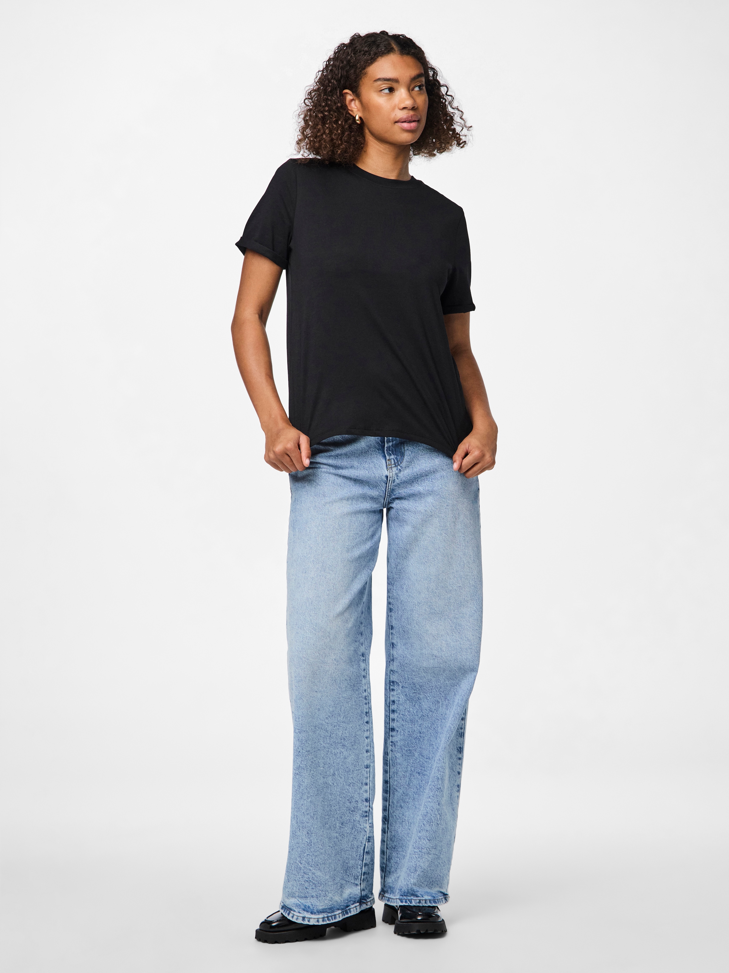 pieces Rundhalsshirt »PCRIA SS FOLD UP SOLID TEE NOOS BC«