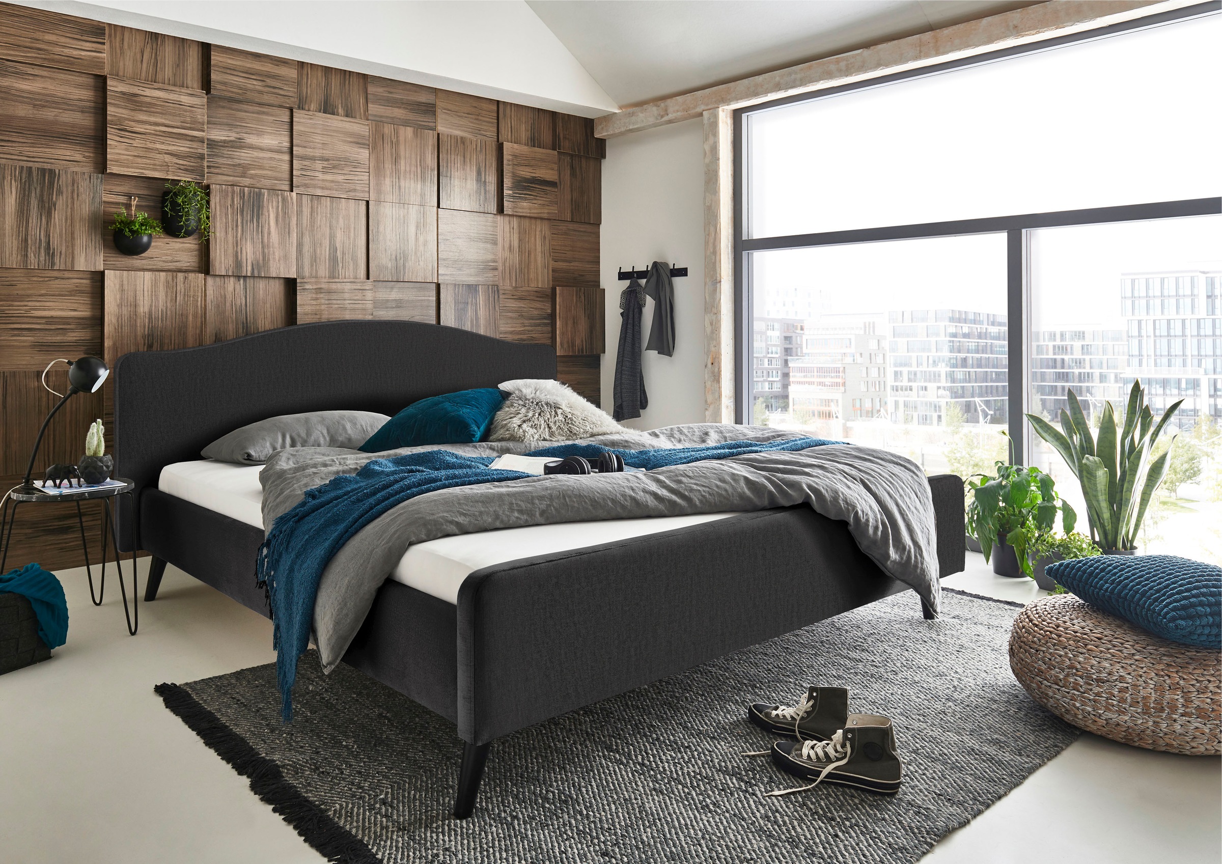 ATLANTIC home collection Polsterbett »Tamiga« mit Massivholzfüße